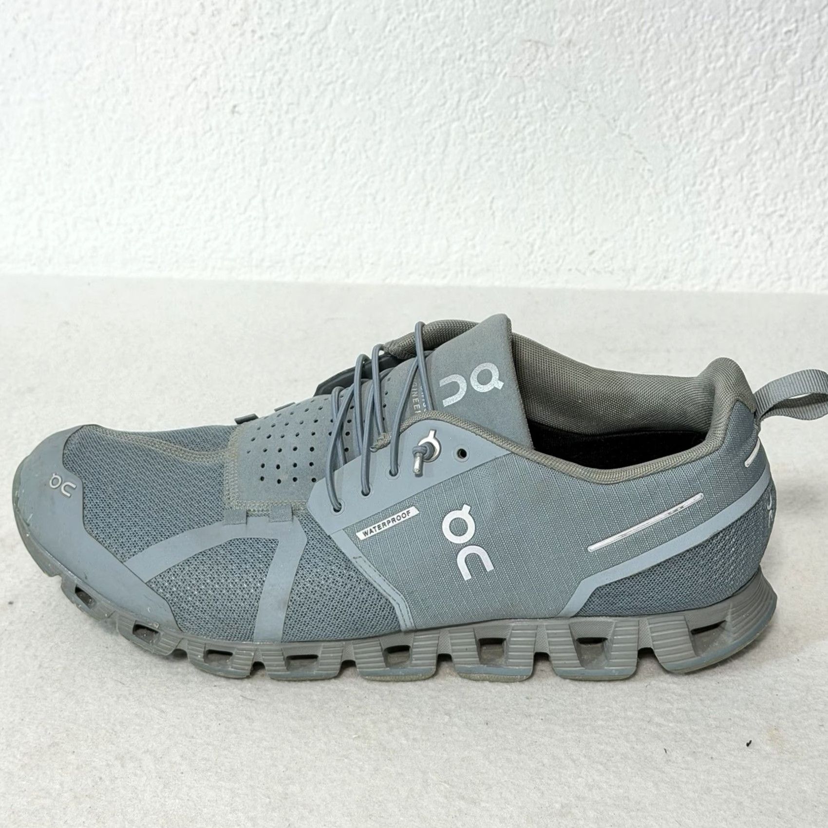 Vintage On Cloud 5 Waterproof Men's Sneakers Green Size US 10 UK 9.5 EU 44 Sports Shoes Cloud 5 Waterproof On Mens Sneaker Green 10 US 44 EU 9.5 UK 9.5 Size US 10 / EU 43 - 7 Thumbnail
