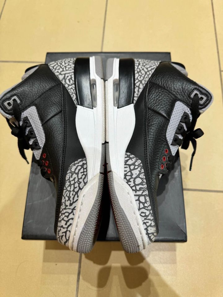Jordan Brand × Nike 2018 Black Cement 3 Size US 8 / EU 41 - 2 Thumbnail