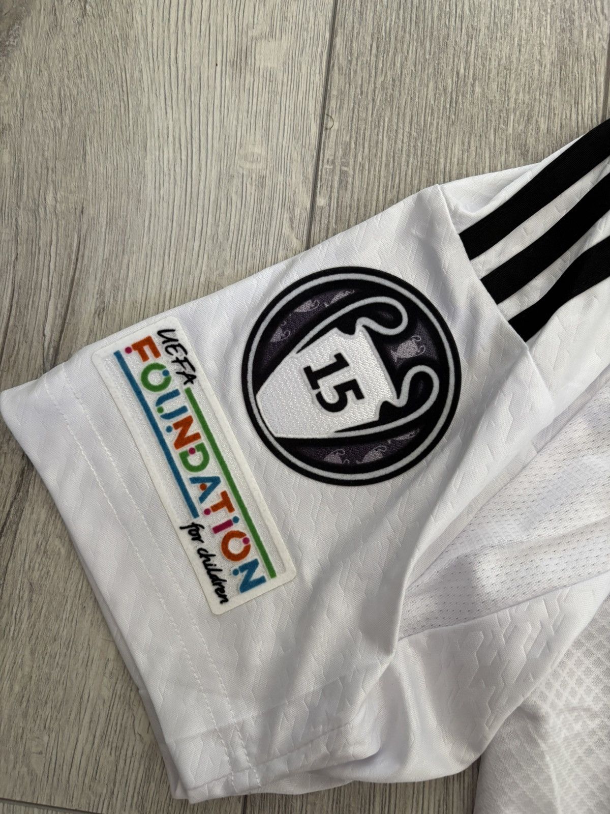 Nike 24/25 Adidas Real Madrid Home Kit Mbappe #9 Size US M / EU 48-50 / 2 - 4 Thumbnail