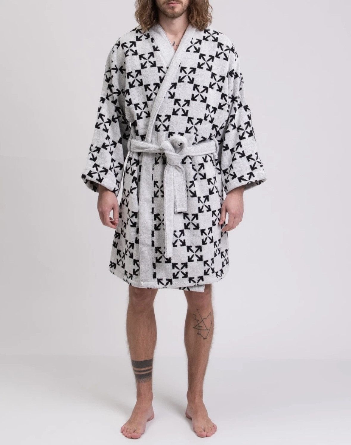 Off-White Arrow Logo Robe Towel White Black L/XL