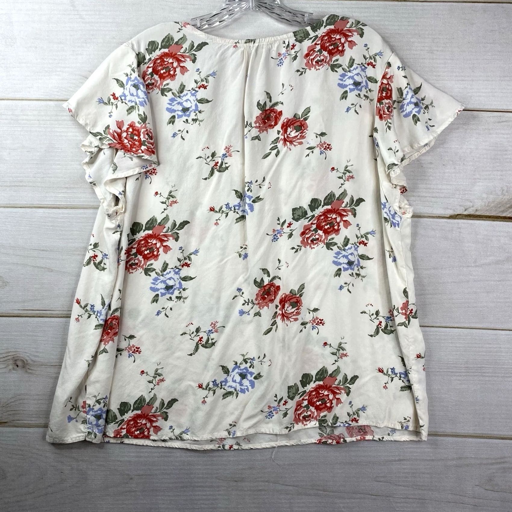 Vintage Angels Forever Young Top Women 2X Cream Floral Boho Flowy Rayon Smocked Shoulder Blouse Size XXL / US 16-18 / IT 52-54 - 8 Thumbnail