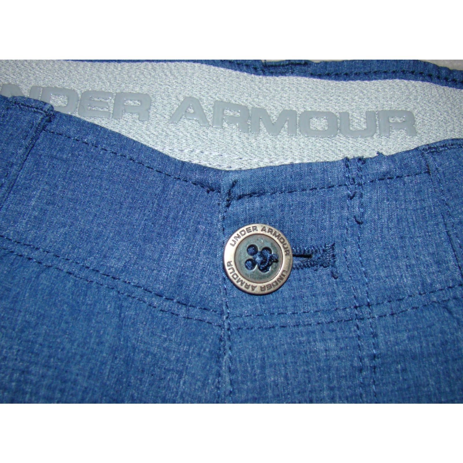 Under Armour VINTAGE? Wait: Under Armour Heatgear Mens Size 30 Loose Blue Chino Golf Shorts Size US 30 / EU 46 - 3 Thumbnail