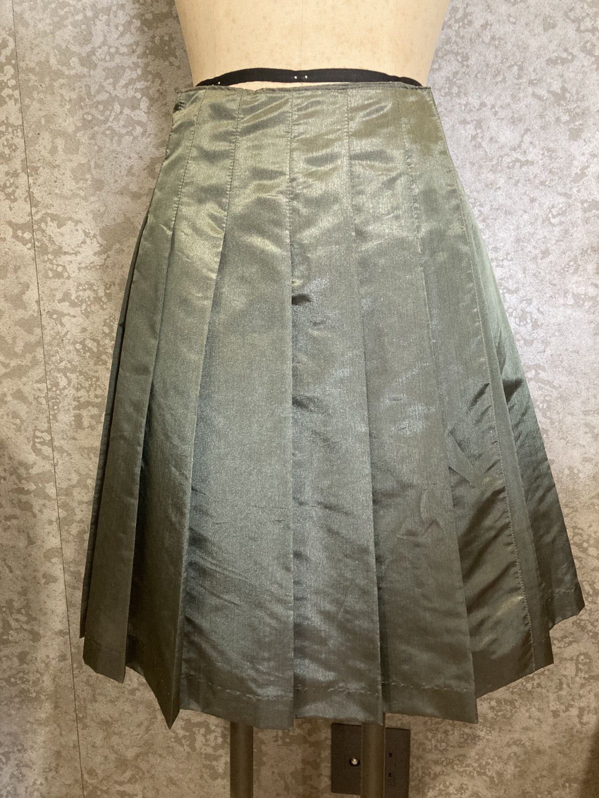 Japanese Brand Japanese Archive Sharp Pleated Wrap Skirt One-of-One Grunge Size 26" / US 2 / IT 38 - 6 Thumbnail