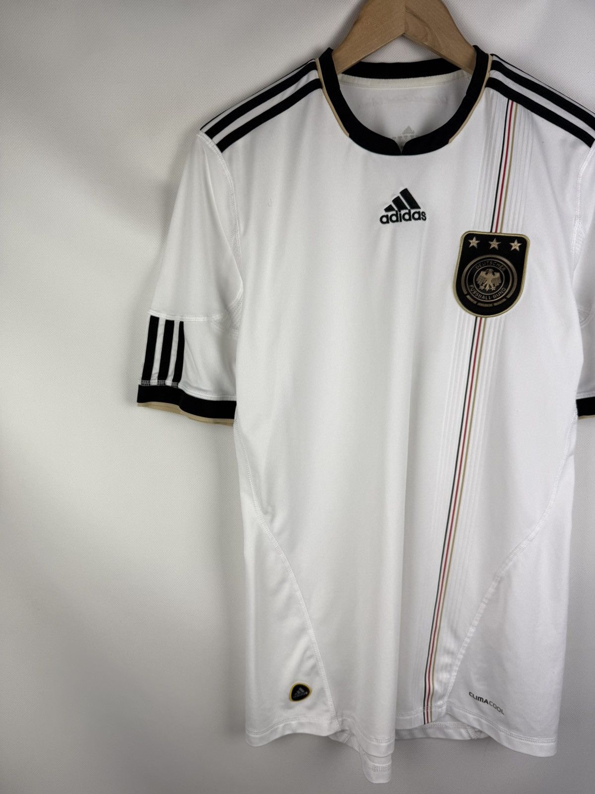 Adidas Adidas Germany 2010 2011 Home Soccer Jersey Shirt P41477 Size US M / EU 48-50 / 2 - 2 Thumbnail