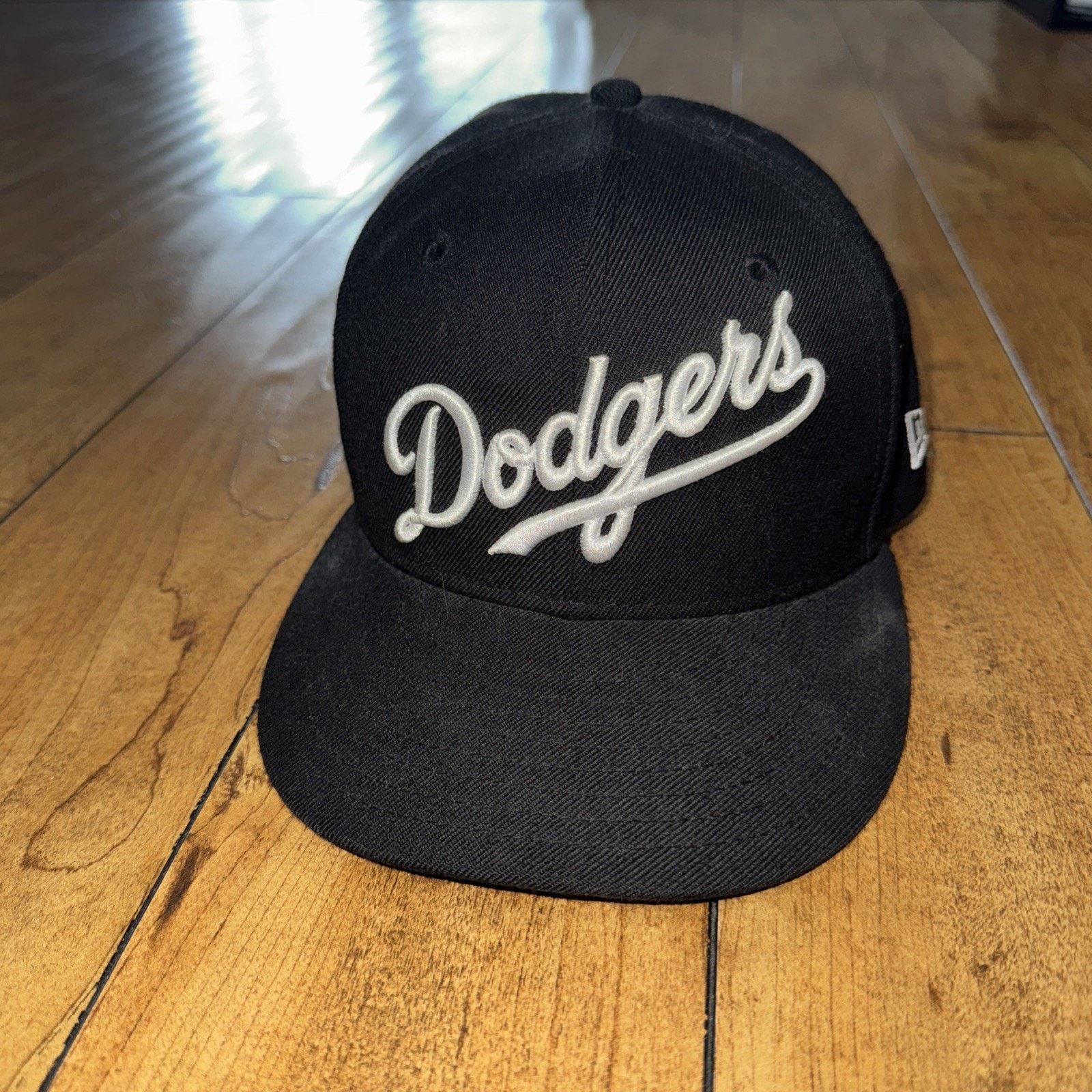 MLB × New Era Los Angeles Dodgers New Era Fitted Hat 7 1/4 Black Sellout Size ONE SIZE - 2 Thumbnail