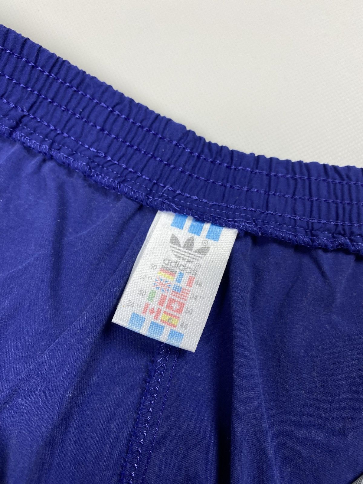 Adidas VTG Adidas Originals men’s short size 34" Size US 34 / EU 50 - 9 Thumbnail