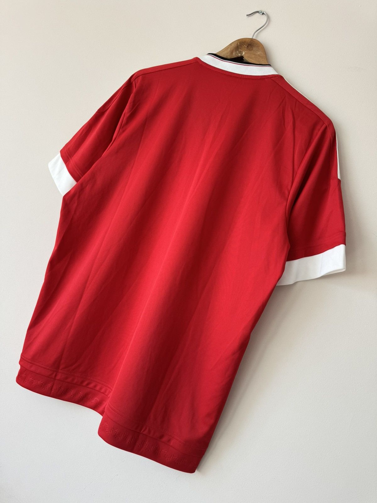 Adidas Manchester United 2015-2016 Home Soccer Jersey Adidas Shirt Size US L / EU 52-54 / 3 - 7 Thumbnail
