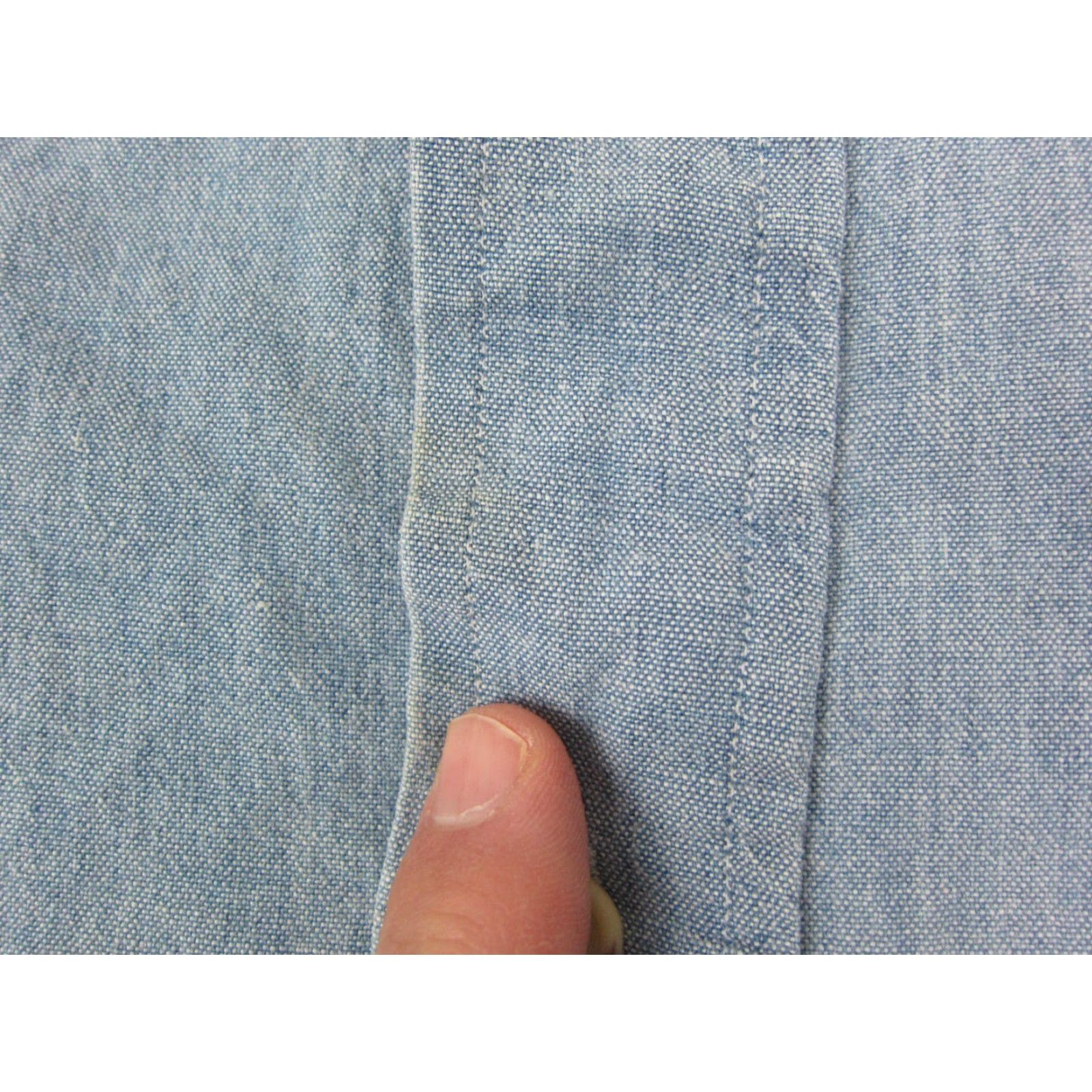 Arrow Vintage Arrow Shirt Mens XL Blue Chambray Button-Up Collar Pocketed 17 Regular Fit USA Size US XL / EU 56 / 4 - 5 Thumbnail