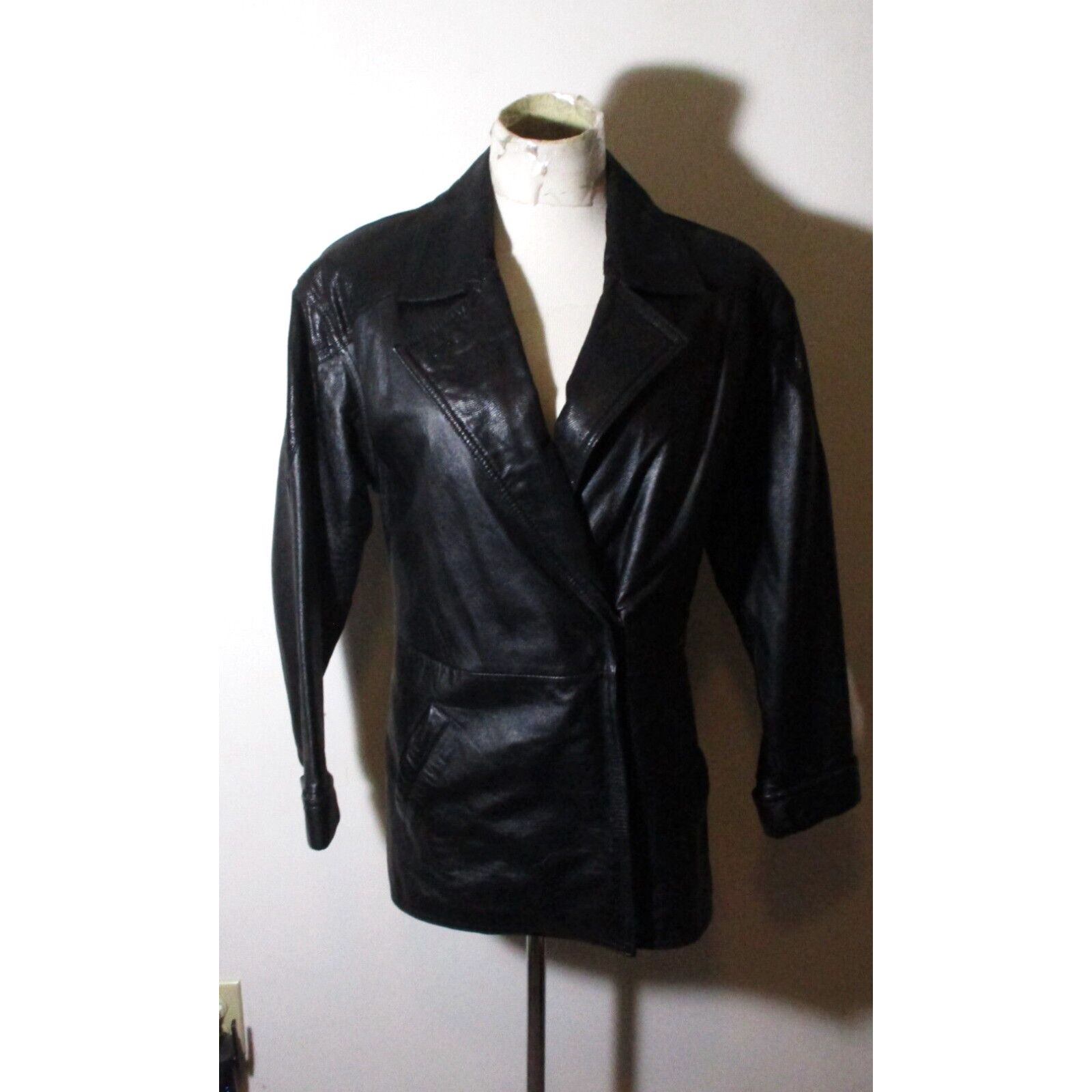 image of Vintage Women's Wilsons Leather Black Double Breasted 100% Leather Thinsulate Coat Size S in White