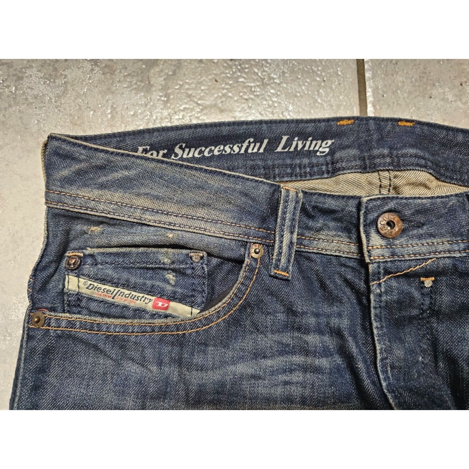 Diesel USED DIESEL SAFADO 0608C DENIM JEANS PANTS SZ W30 L32 MEN JEANS BLUE 30x32 REGULAR 44 INCH OUTSIDE LEG OLD SCHOOL 90s? Size US 30 / EU 46 - 4 Thumbnail