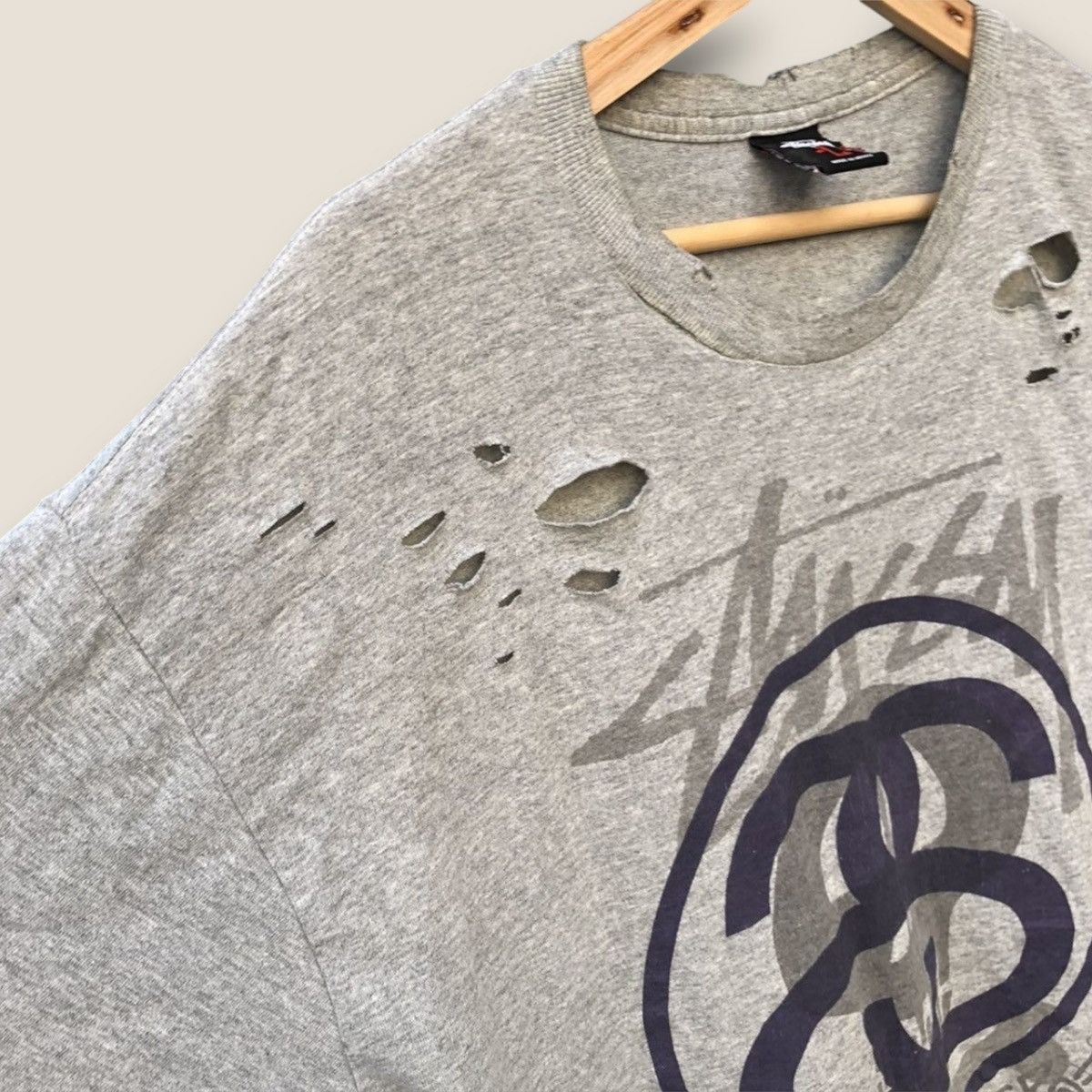 Stussy Vintage Stussy One World One Crew Distressed Grunge tees Size US L / EU 52-54 / 3 - 6 Thumbnail