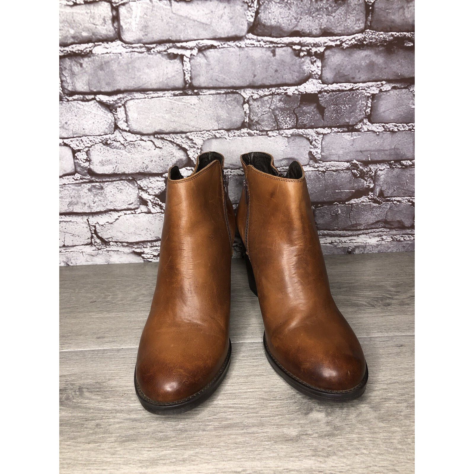 Anthropologie Krbonell Brown Ankle Double Sided Zipper Heeled Booties Boot Size US 9 / IT 39 - 11 Thumbnail