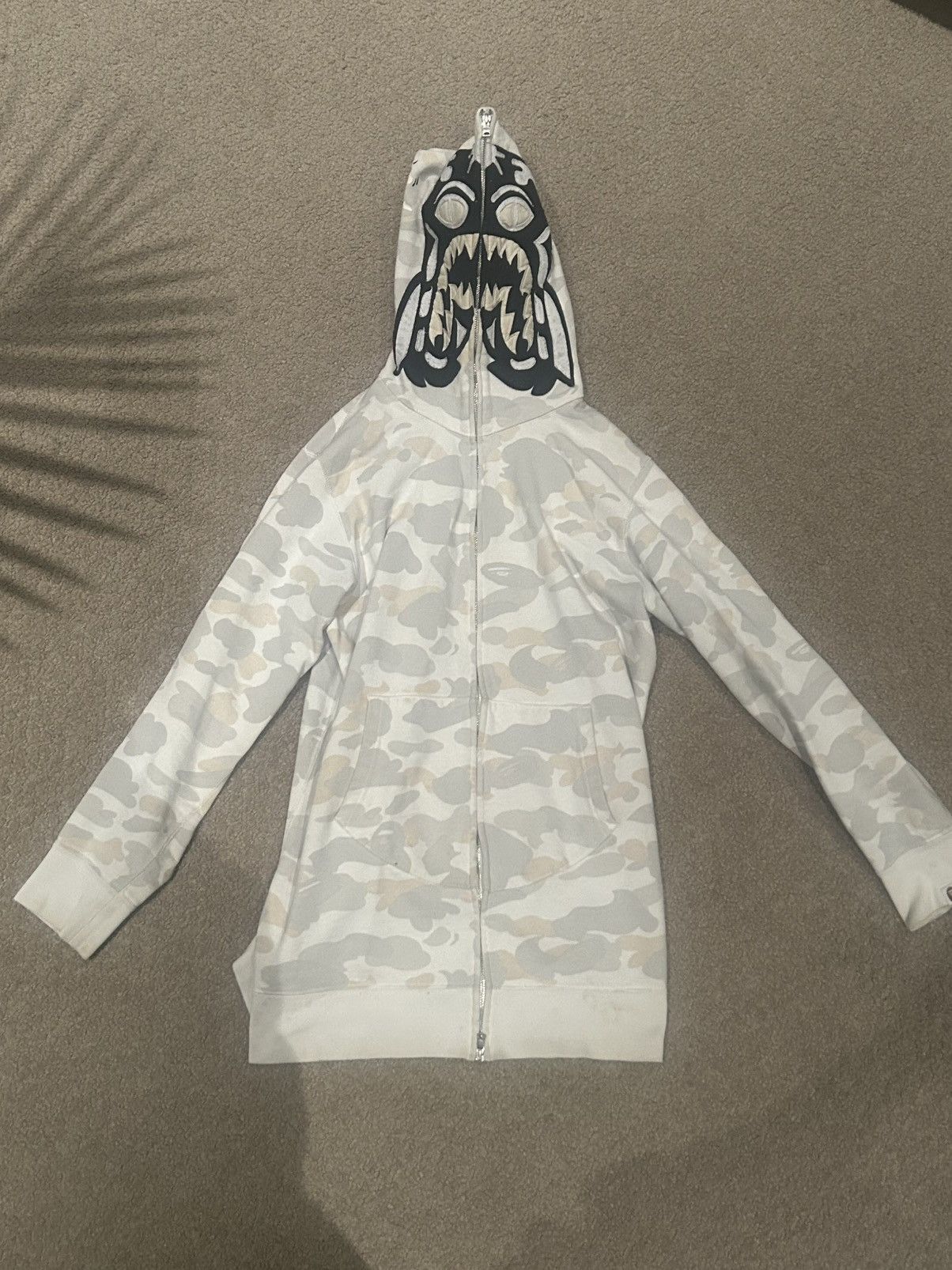 Bape Bape full zip tiger shark camo hoodie glow in the dark Size US M / EU 48-50 / 2 - 1 Thumbnail
