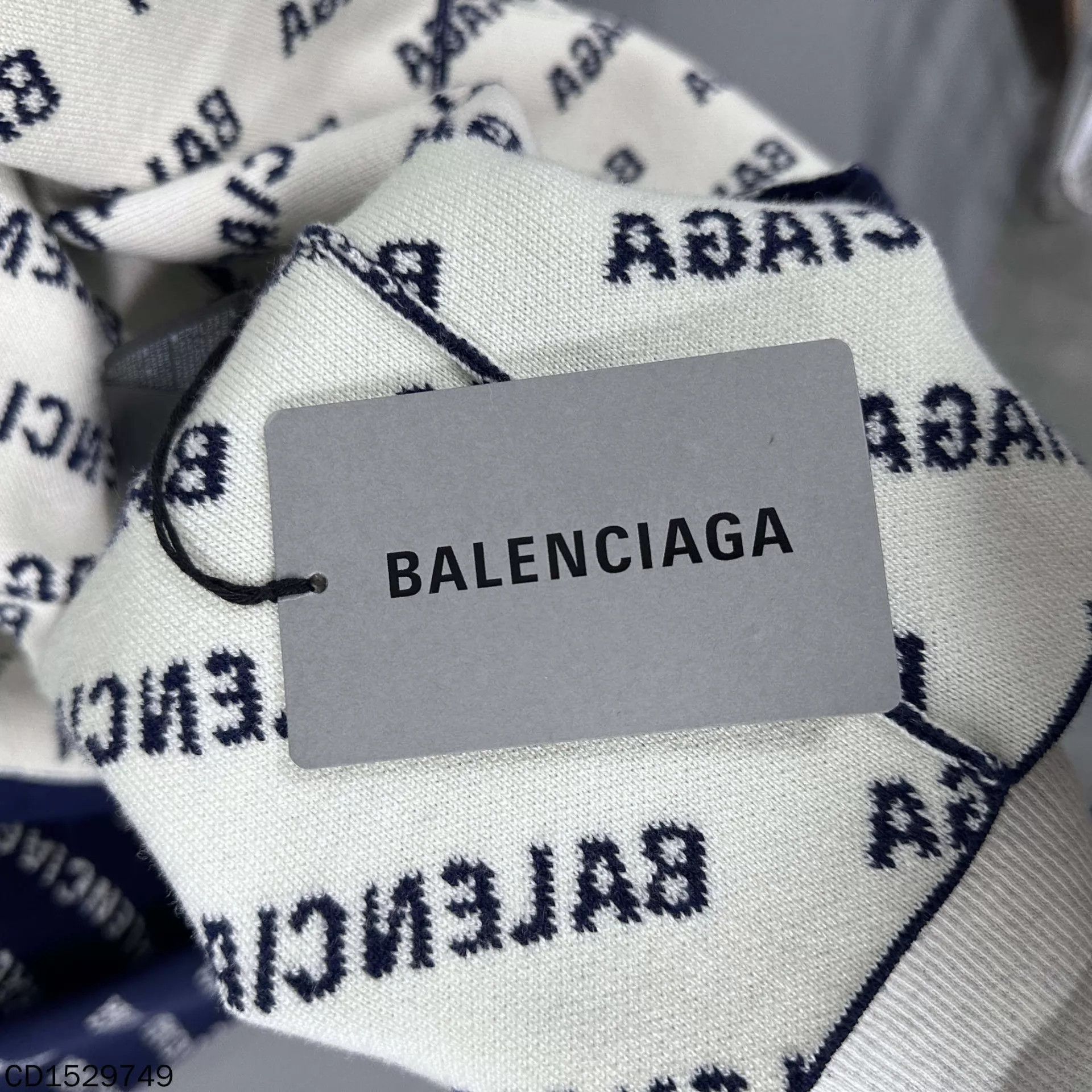 Balenciaga Balenciaga All-Over Logo Cardigan Size 2 Size US M / EU 48-50 / 2 - 4 Thumbnail