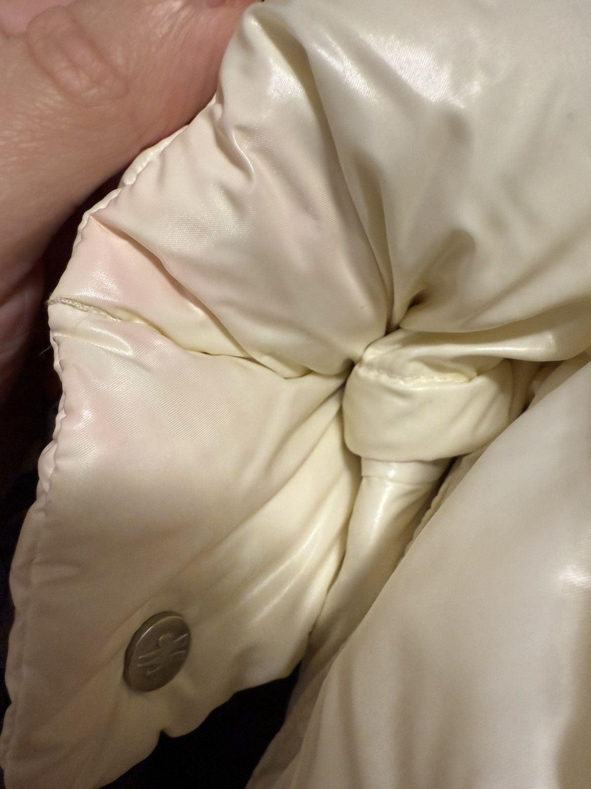 Moncler × Valentino White / Red Moncler X Valentino Coat size 52 (L/XL MENS) Size US L / EU 52-54 / 3 - 20 Thumbnail