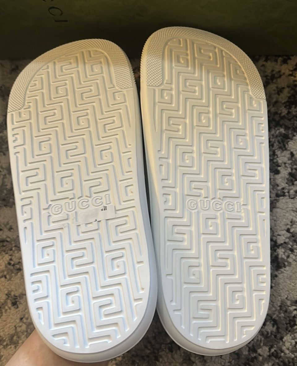 Gucci Gucci Web Slide Sandal size 7 Size US 7 / EU 40 - 5 Thumbnail