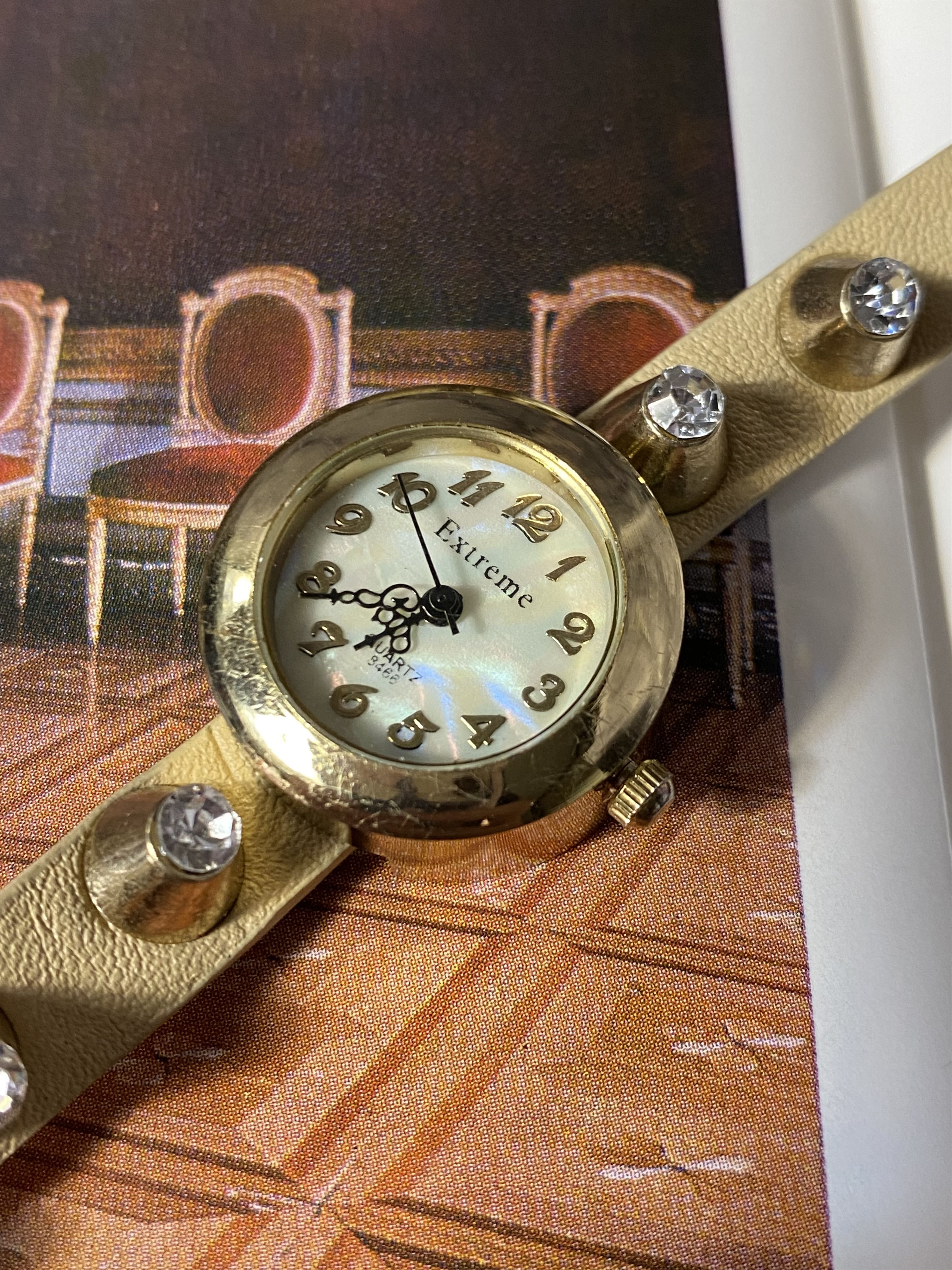 Jewelry × Vintage Vintage Extreme Watch - Elegant Style Size ONE SIZE - 5 Thumbnail