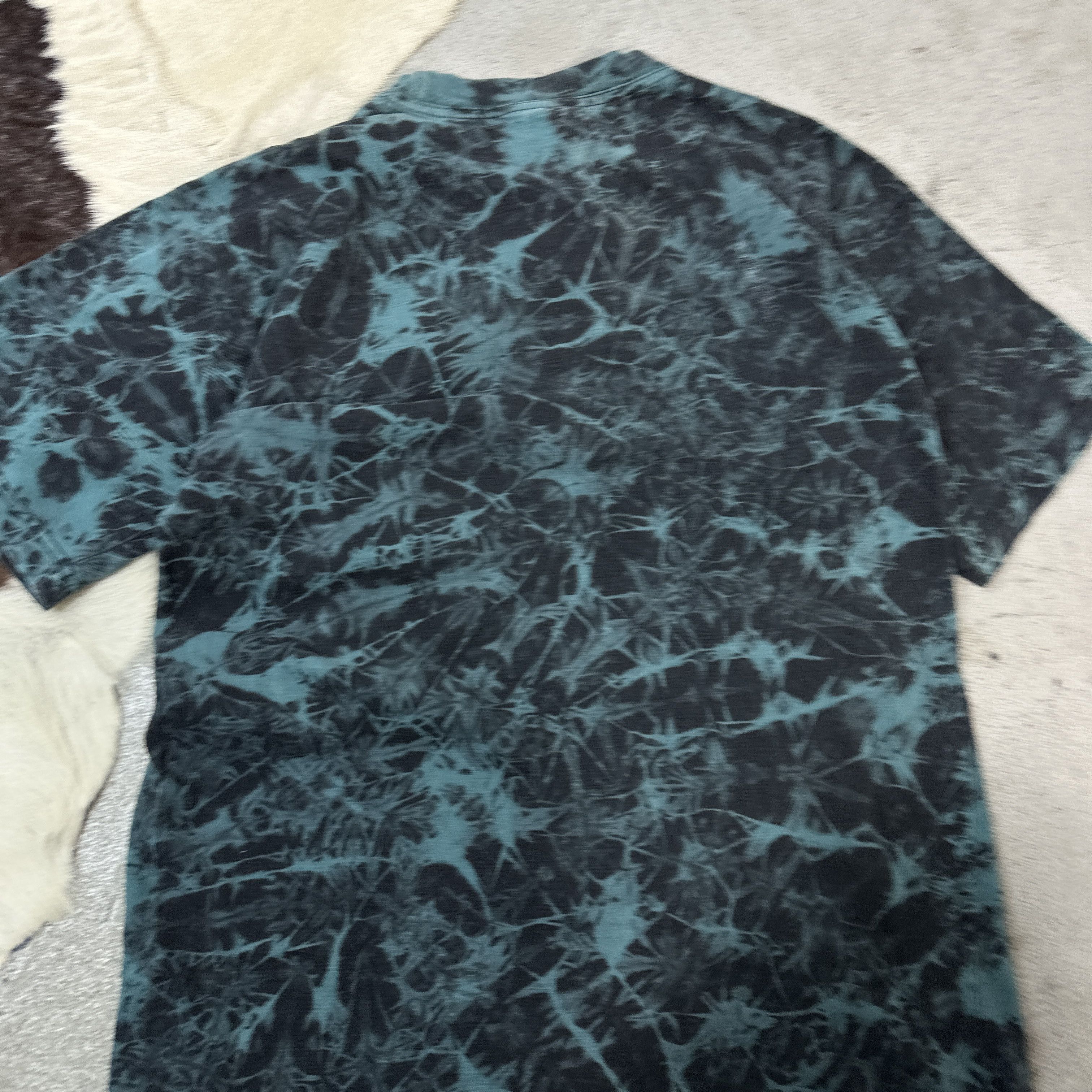 Vintage Vintage Turtle Tie-Dye 90s T-Shirt Size US M / EU 48-50 / 2 - 5 Thumbnail
