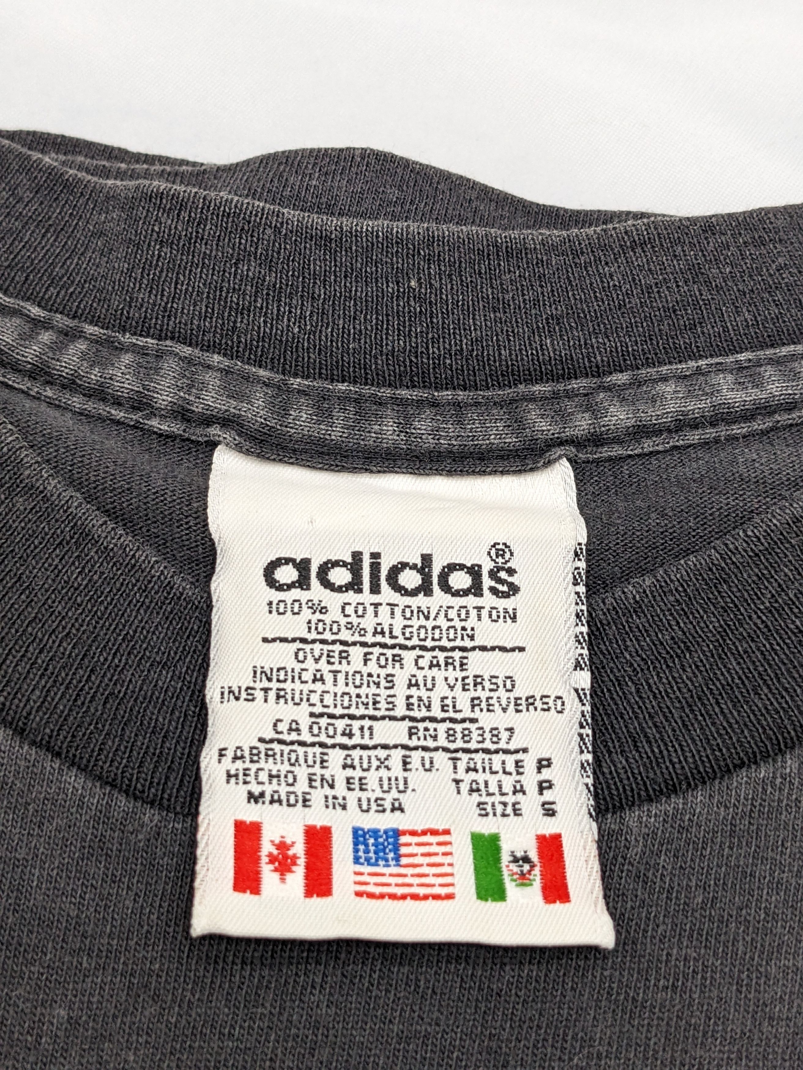 Adidas VINTAGE ADIDAS STREETWEAR SPORTWEAR TSHIRT Size US S / EU 44-46 / 1 - 9 Thumbnail