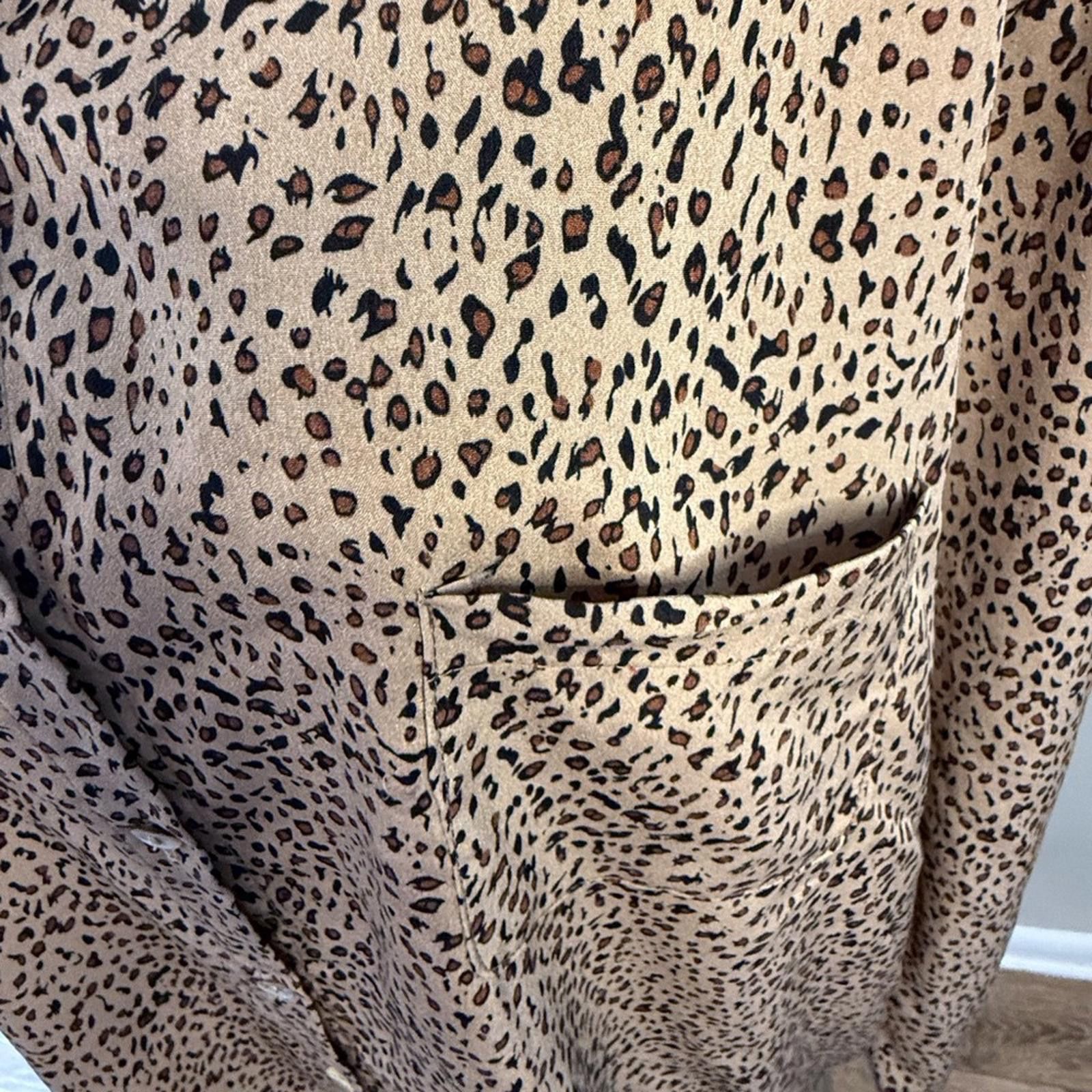 Polo Ralph Lauren POL leopard print button up shirt black tan brown SZ M Size M / US 6-8 / IT 42-44 - 5 Thumbnail