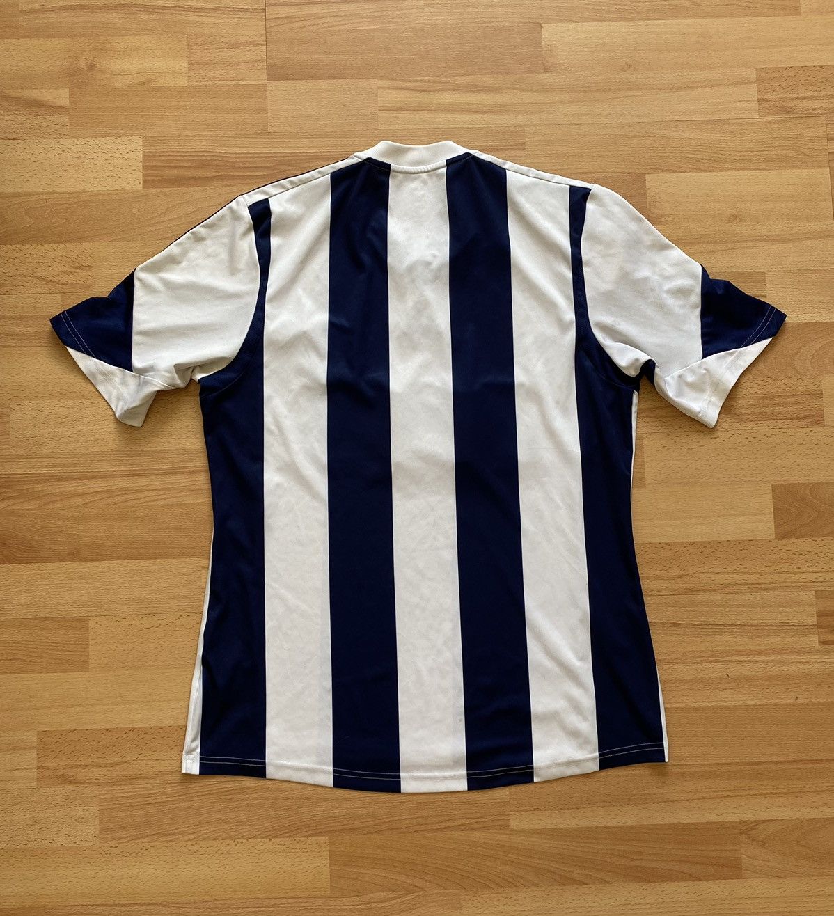 Adidas West Bromwich Albion 2013/2014 Home Football Shirt Adidas L Size US L / EU 52-54 / 3 - 3 Thumbnail