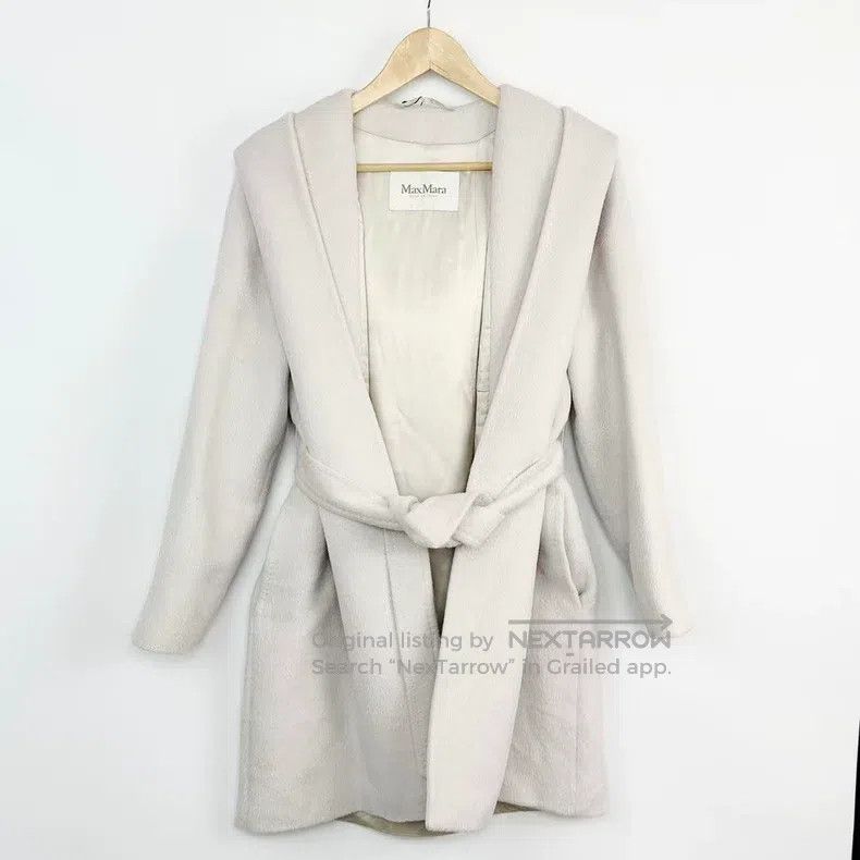 Max Mara Main Line White Wool Hooded Bathrobe Coat