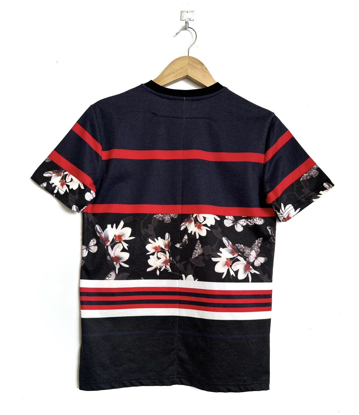 Givenchy RARE🔥S/S15 GIVENCHY FLORAL PRINT COTTON JERSEY Size US M / EU 48-50 / 2 - 2 Thumbnail