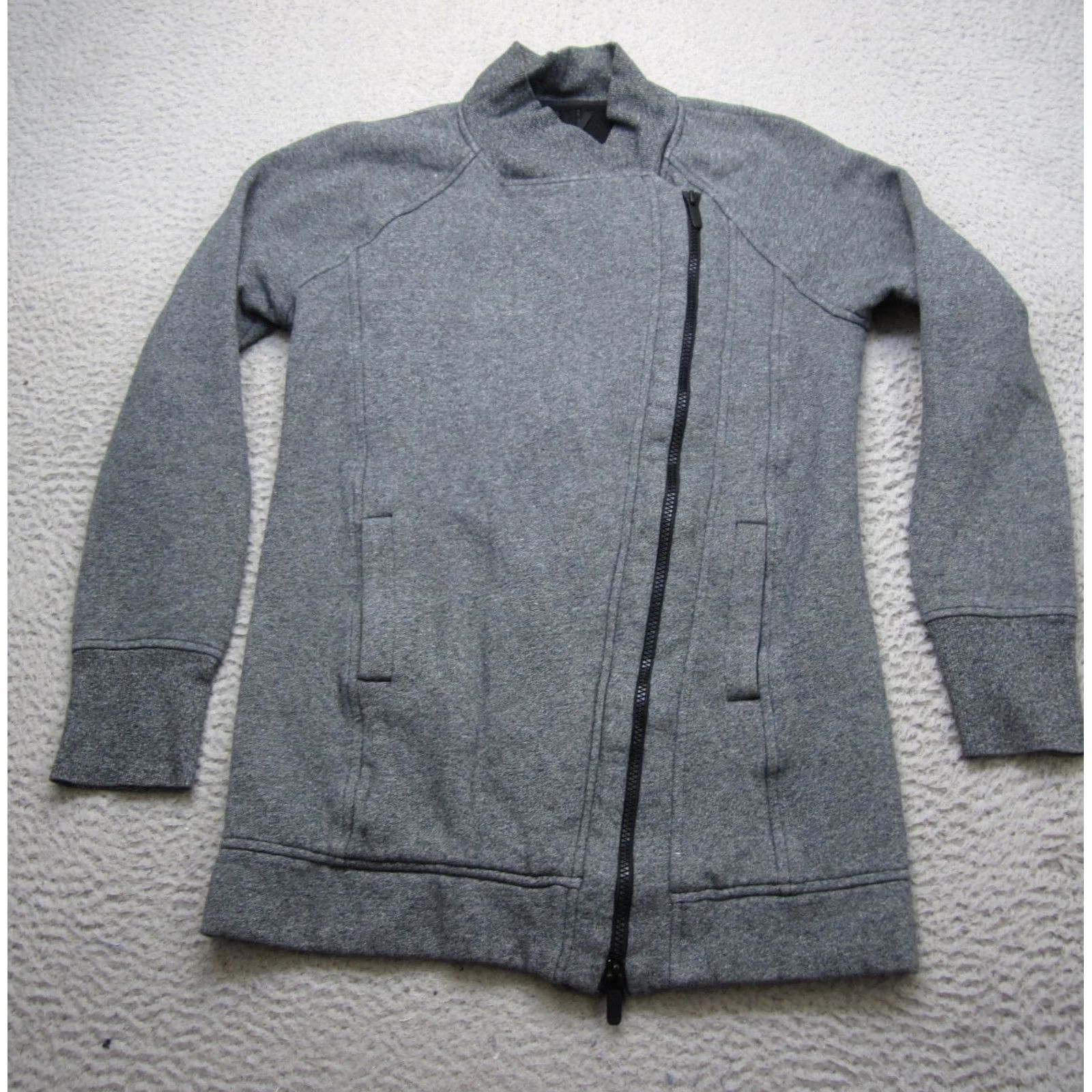 Lululemon Lululemon Back To It Wrap Jacket Womens 2 Gray Fleece Outdoors Travel Full Zip Jacket Size XS / US 0-2 / IT 36-38 - 2 Thumbnail