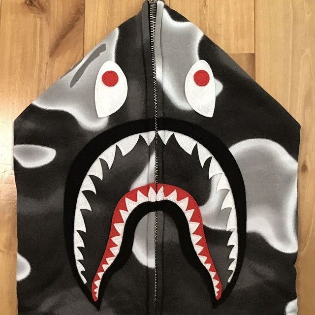 Bape BAPE LIQUID CAMO SHARK FULL ZIP HOODIE a bathing ape Size US L / EU 52-54 / 3 - 3 Thumbnail