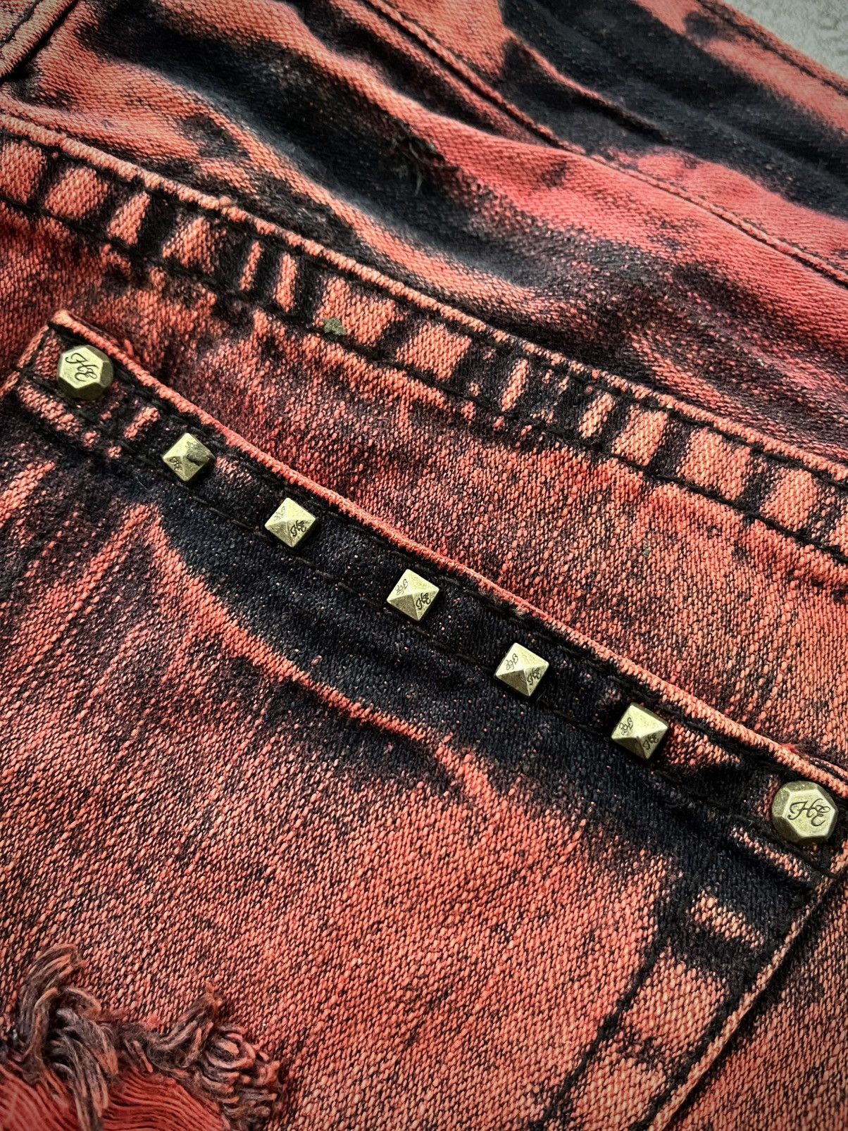 Japanese Brand 90s Heaven And Earth Distressed Short Denim If Six Was Nine Size 28" / US 6 / IT 42 - 8 Thumbnail