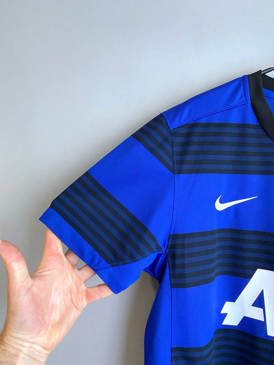 Nike Nike Manchester United 2011/2012 Away Soccer Jersey, Size L Size US L / EU 52-54 / 3 - 9 Thumbnail