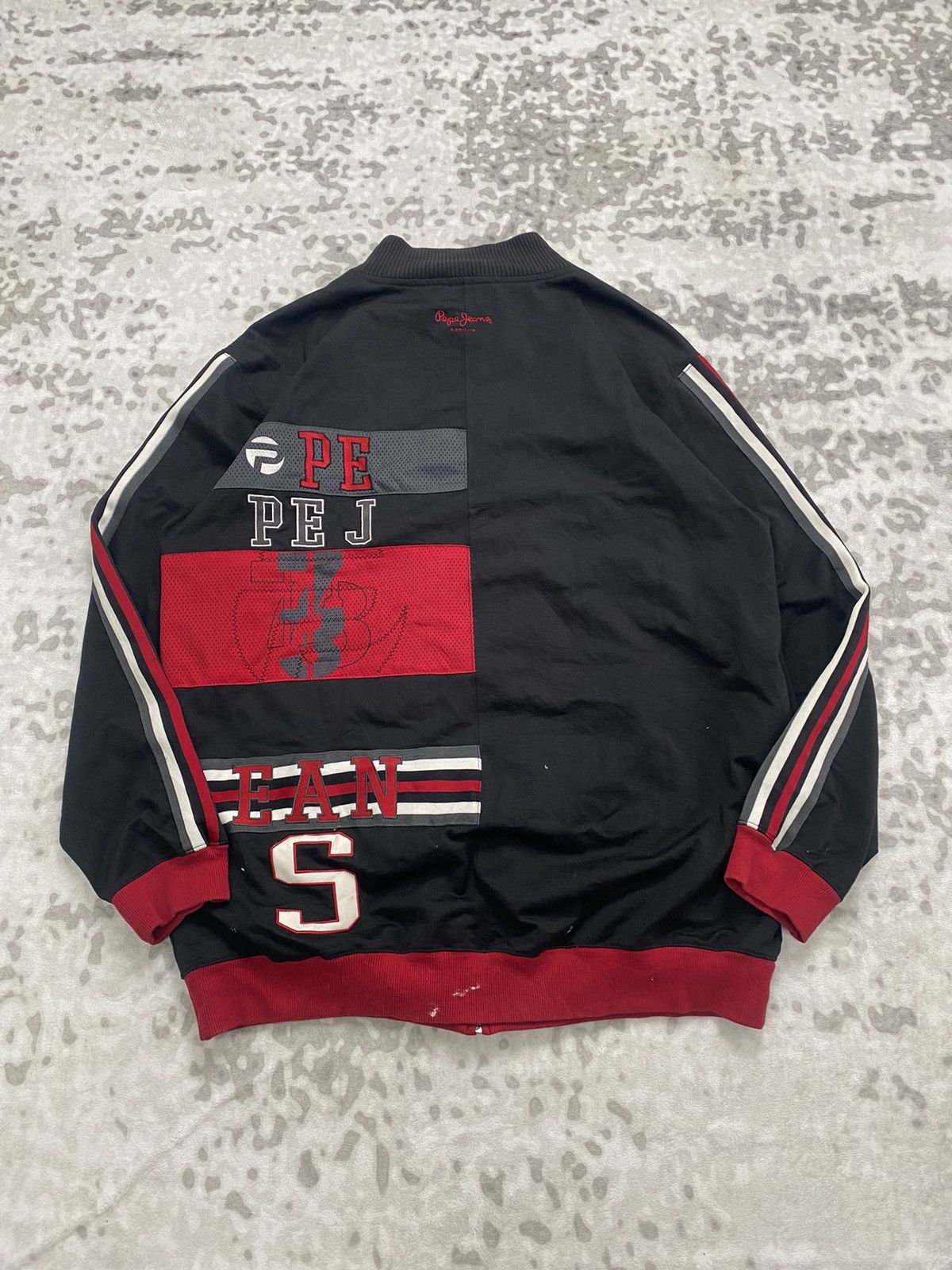 Pepe Jeans 1990s PEPE JEANS VINTAGE SPELLOUT PELLE HIPHOP Size US XL / EU 56 / 4 - 11 Thumbnail