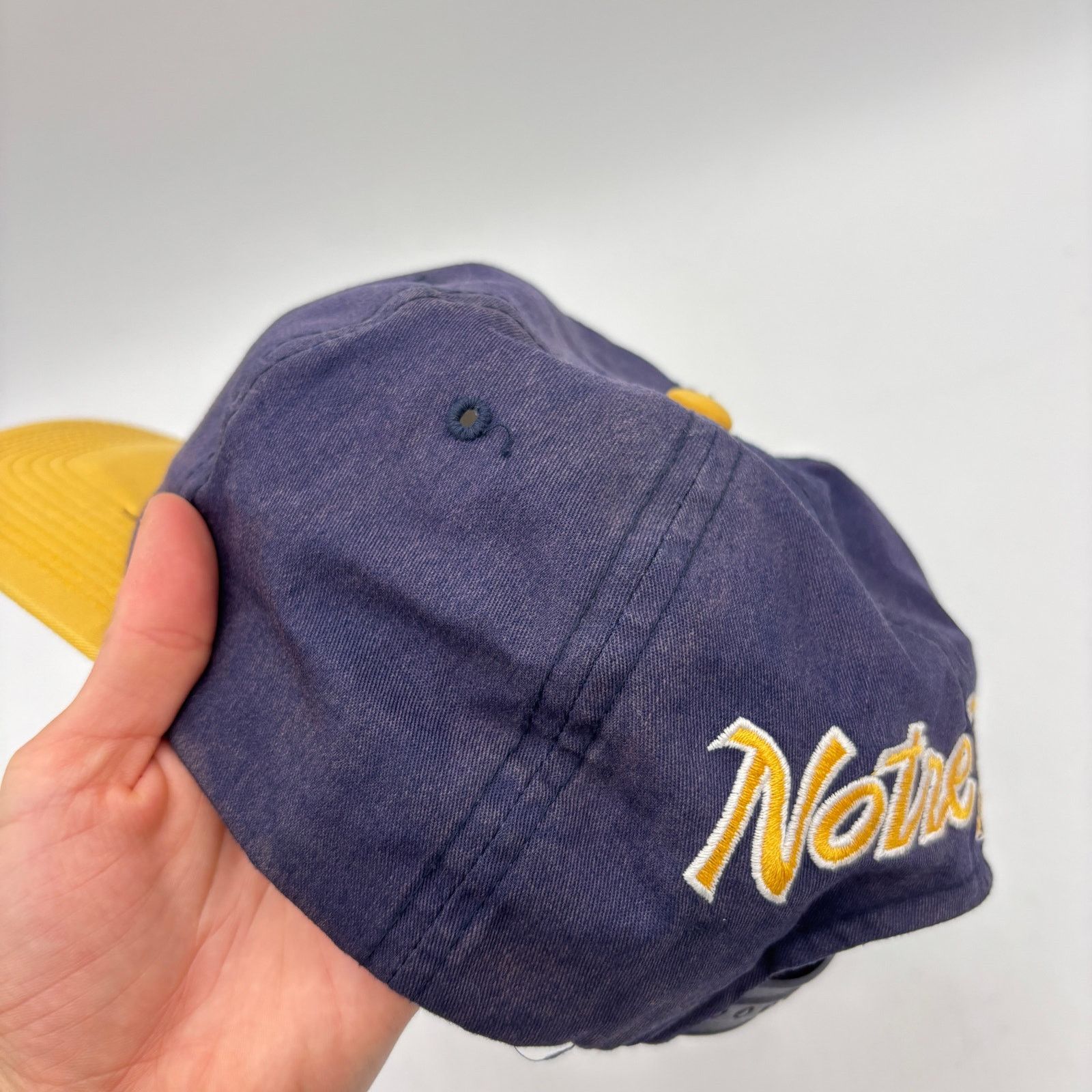 Sports Specialties Vintage Sports Specialties Notre Dame Fighting Irish Size ONE SIZE - 11 Thumbnail