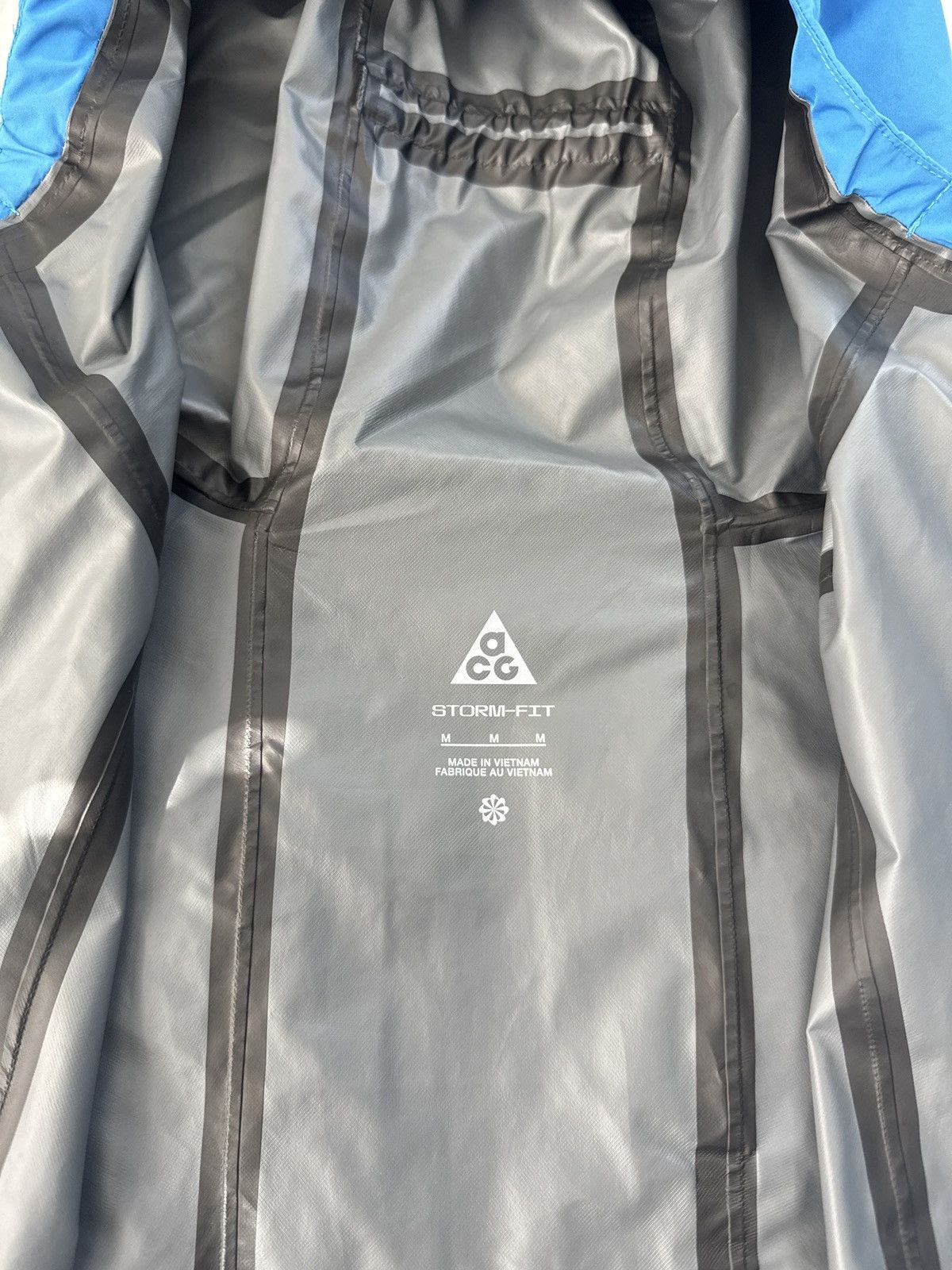 Nike ACG Nike ACG Storm Fit Cascade Rains Waterproof Jacket Blue Size US M / EU 48-50 / 2 - 14 Thumbnail
