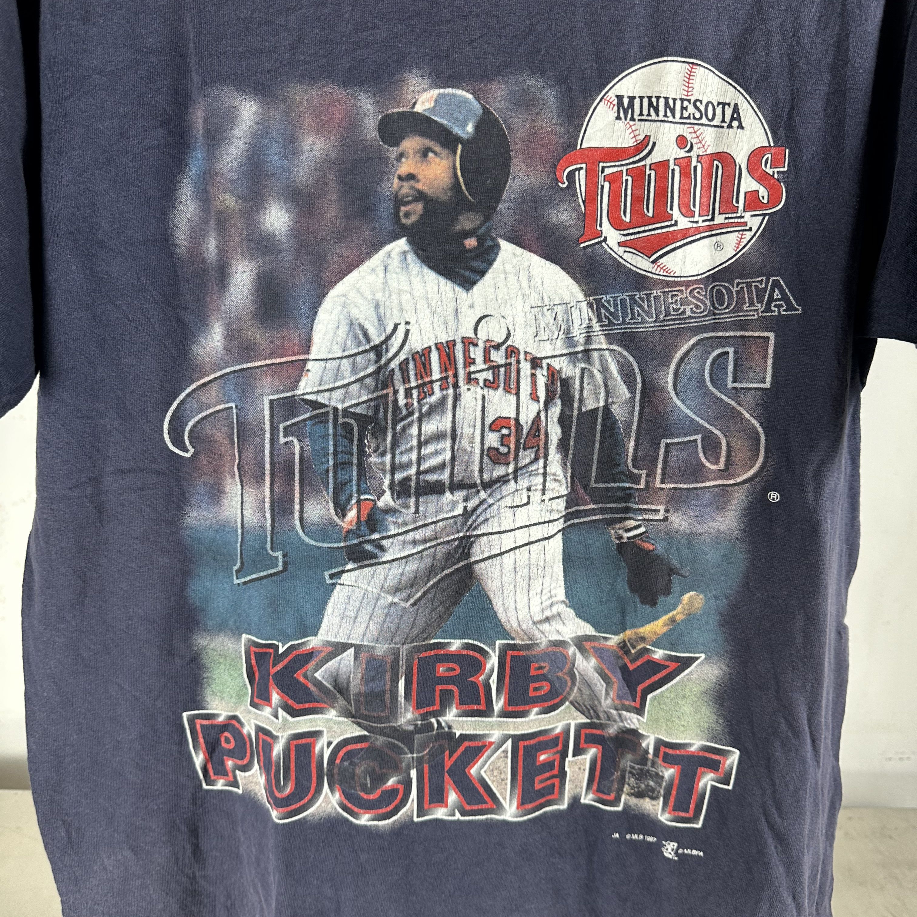 Vintage ​1997 Kirby Puckett Minnesota Twins MLB Graphic T-shirt Size US M / EU 48-50 / 2 - 2 Thumbnail