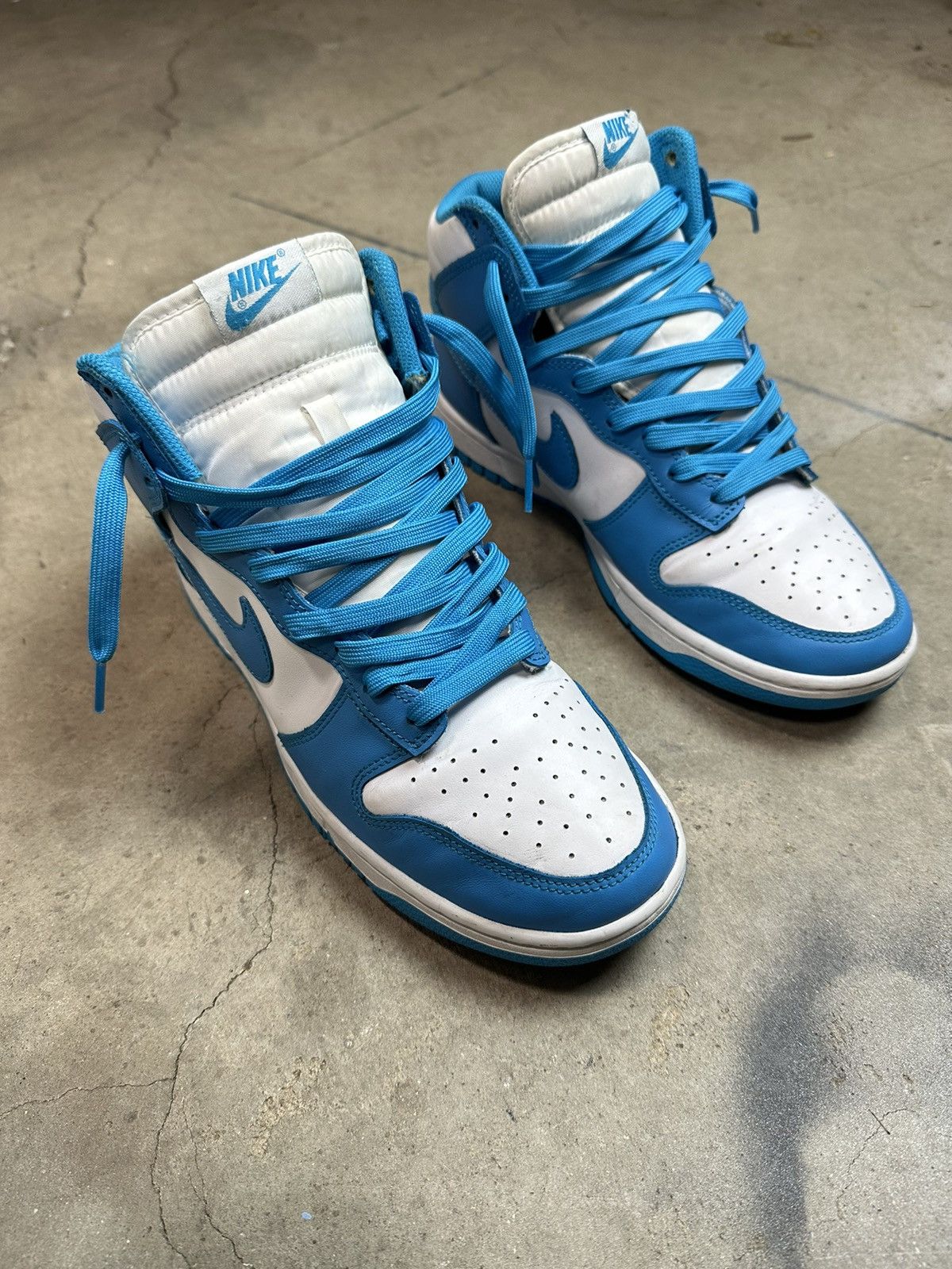 Jordan Brand × Nike Nike Dunk High Laser Blue UNC Size US 9.5 / EU 42-43 - 3 Thumbnail
