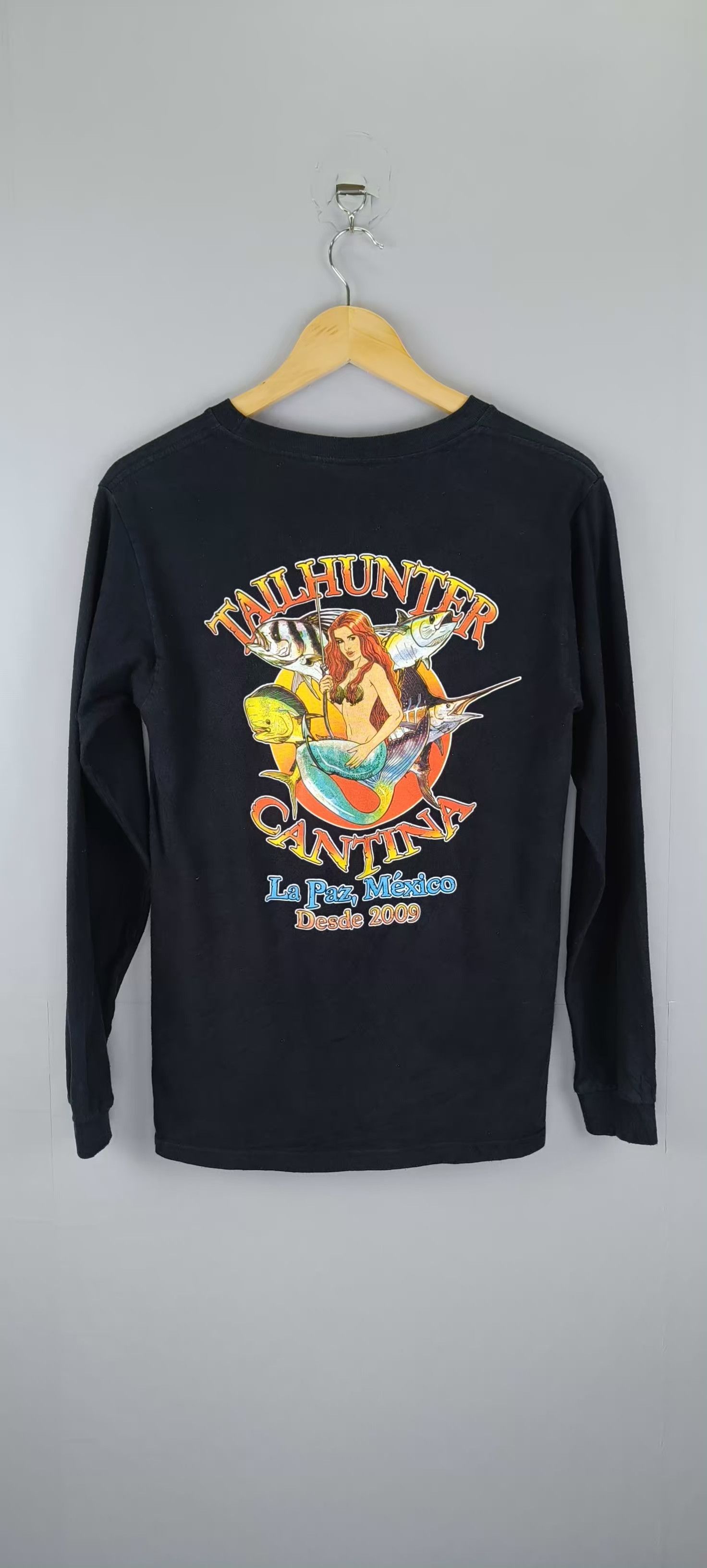Vintage VINTAGE Y2K OVERPRINT FISHING TSHIRT Size US S / EU 44-46 / 1 - 1 Thumbnail