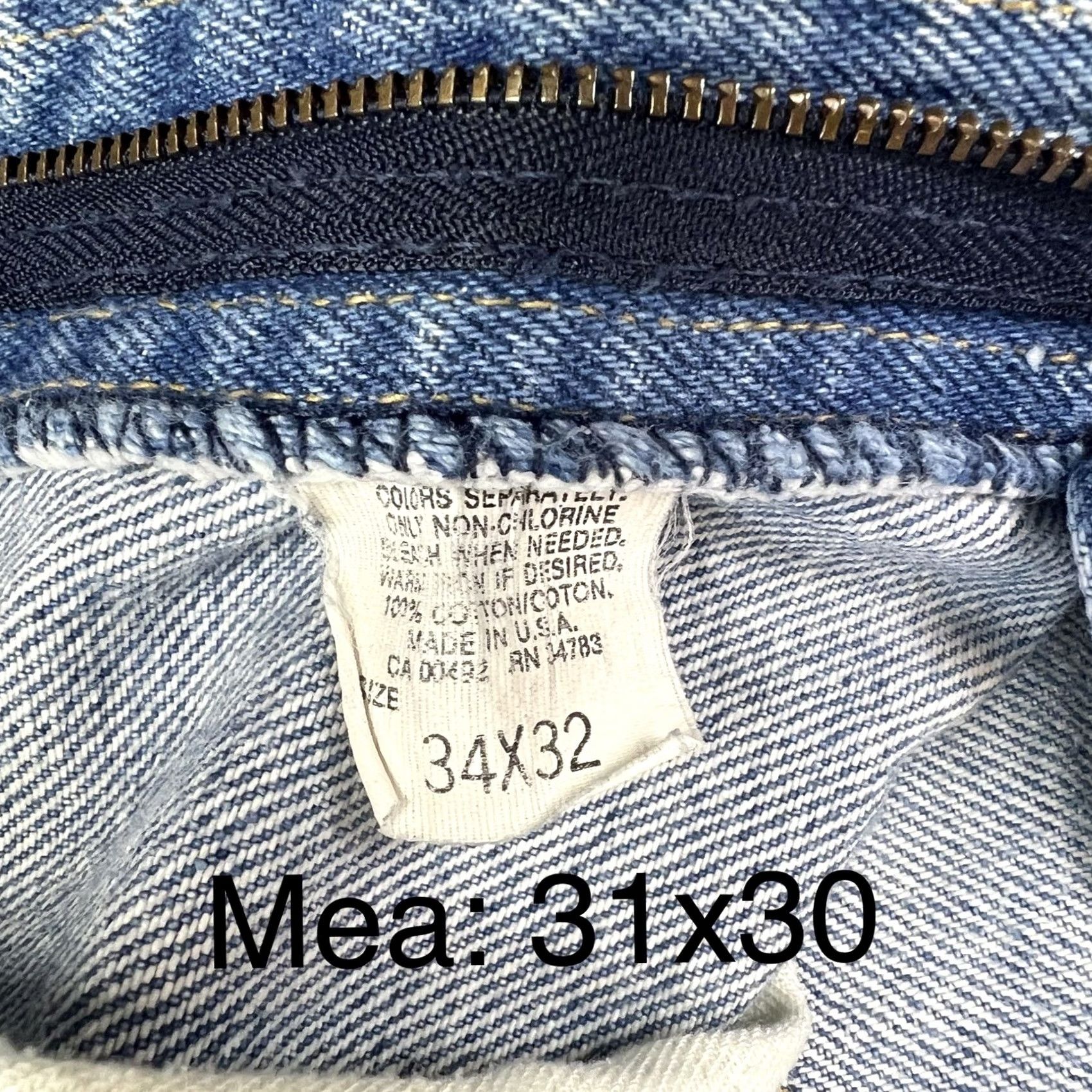 Lee VINTAGE Lee Jeans Womens 90s High Waist Straight Blue Denim 31x30 Meas 31x30 Sex? (remove) Size 24" / US 00 / IT 34 - 3 Thumbnail