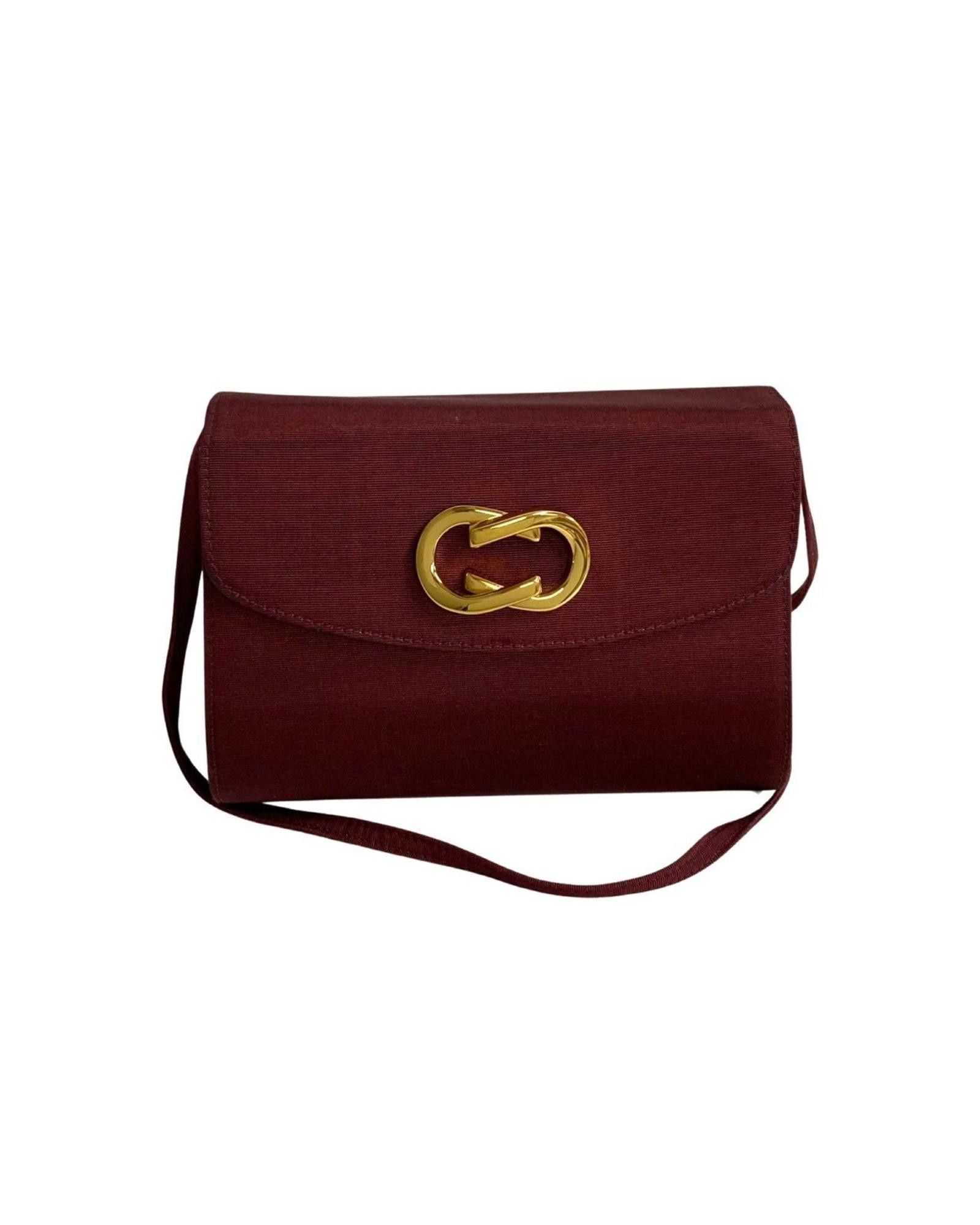 image of Gucci Luxury Wine-Colored Shoulder Bag With Magnet Closure in Burgundy, Women's