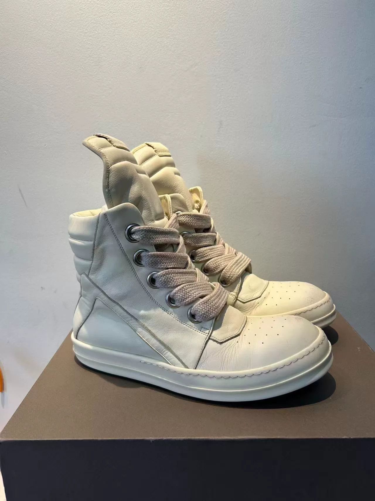 Rick Owens Rick Owens White Hitop Sneakers 42 Men Size US 9 / EU 42 - 1 Thumbnail