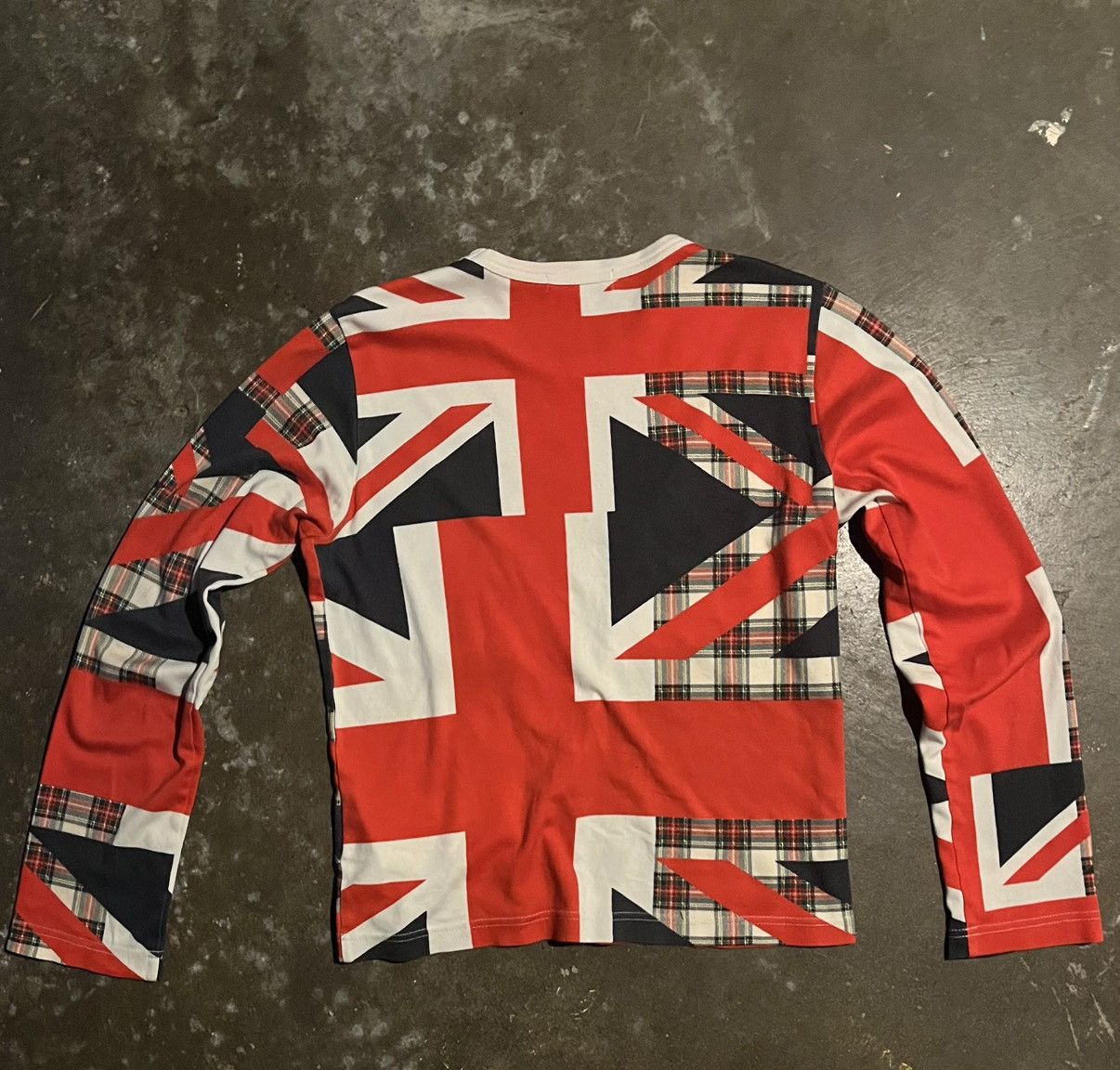 2005 union jack long sleeve