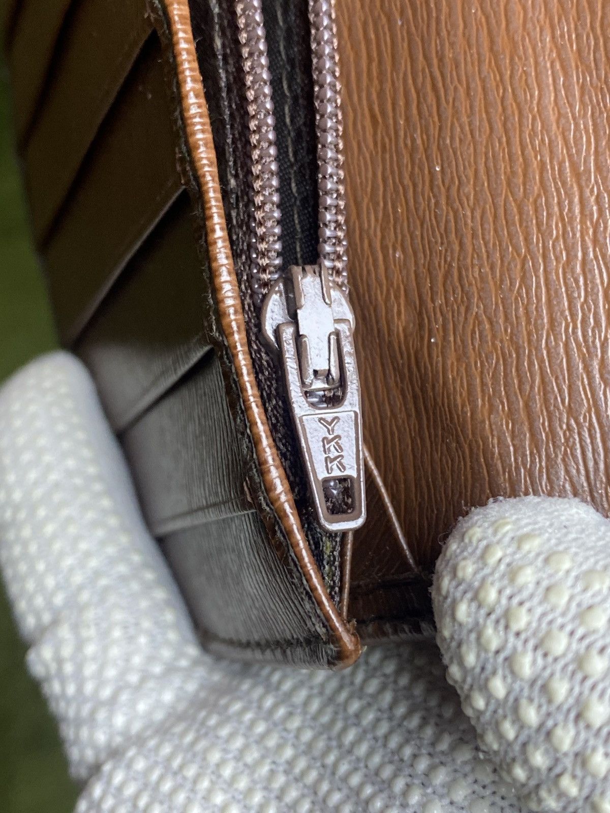Givenchy Vintage Givenchy Brown Leather Size ONE SIZE - 5 Thumbnail