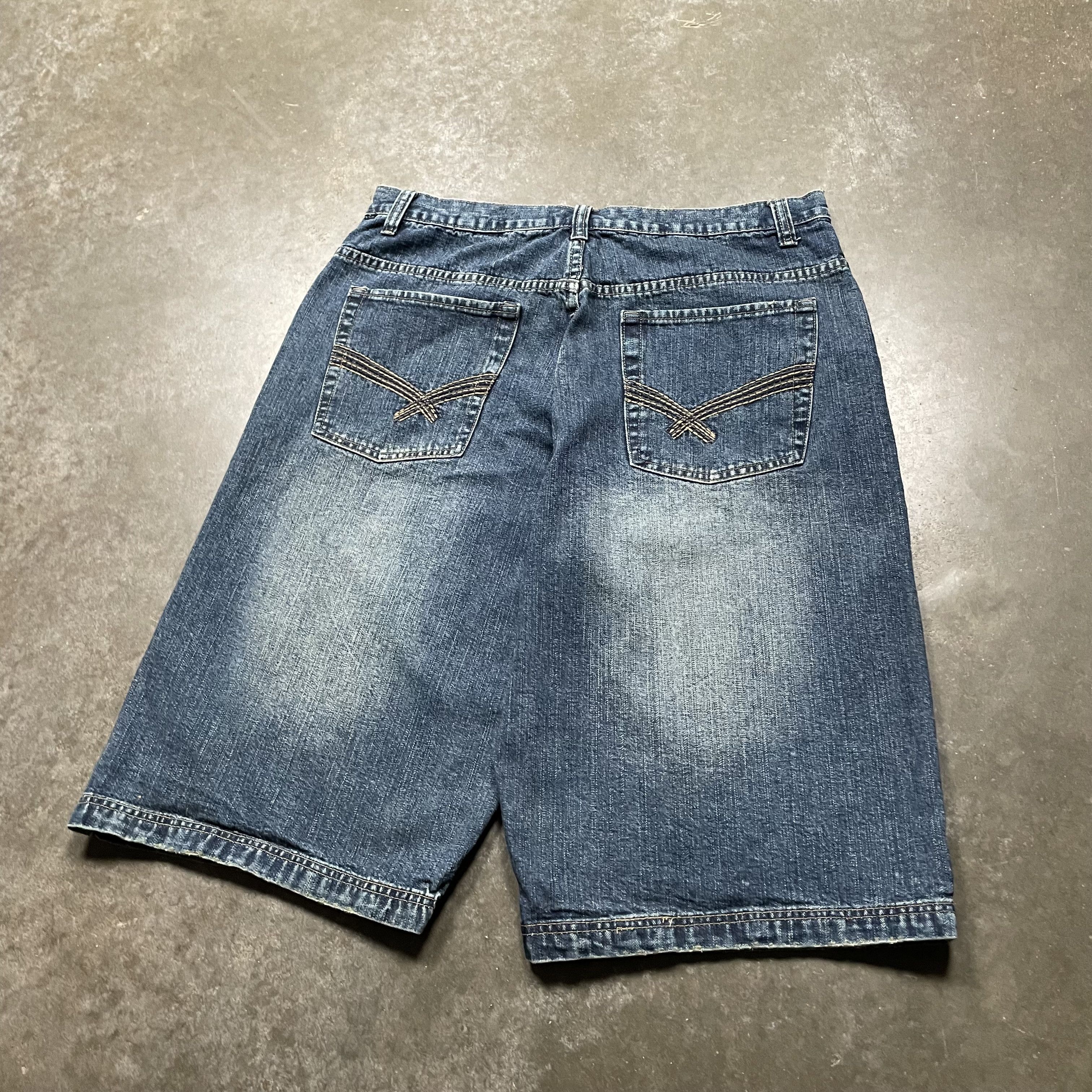 Southpole × Vintage Y2K Baggy Faded Jean Shorts 00s Skater Grunge 90s Size US 36 / EU 52 - 3 Thumbnail