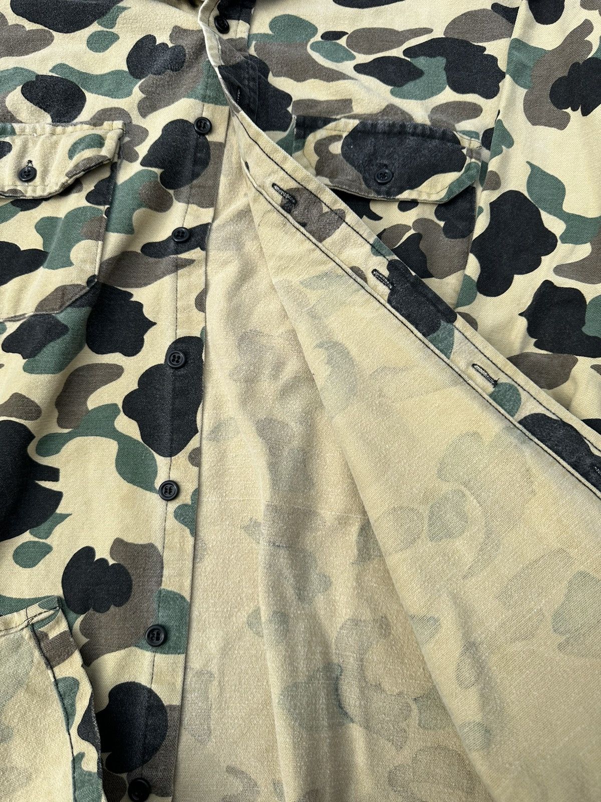 Vintage Crazy vintage cloudcover bubble camo heavy button up USA Size US XL / EU 56 / 4 - 5 Thumbnail
