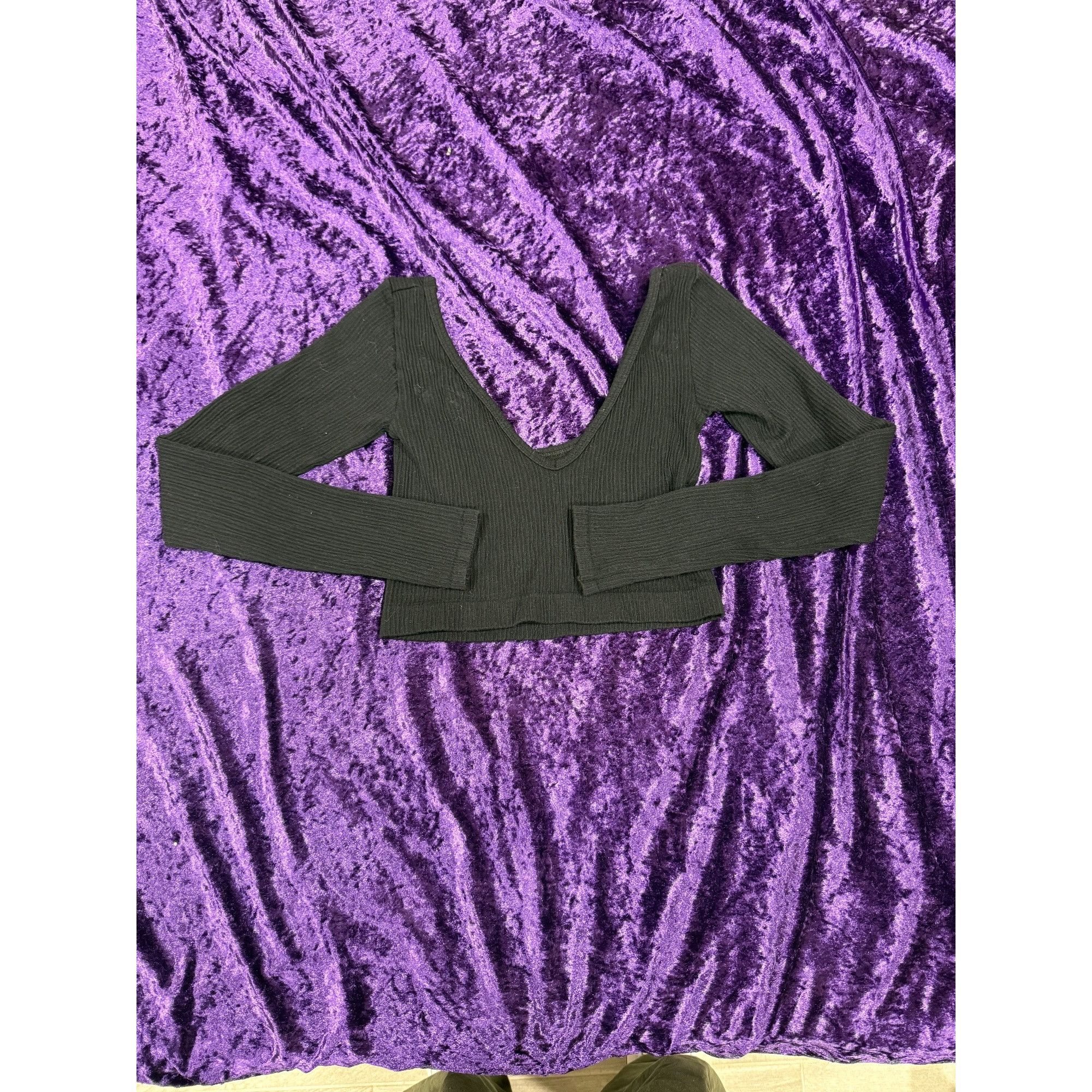 Urban Outfitters Black urban outfitters top Size S / US 4 / IT 40 - 1 Thumbnail