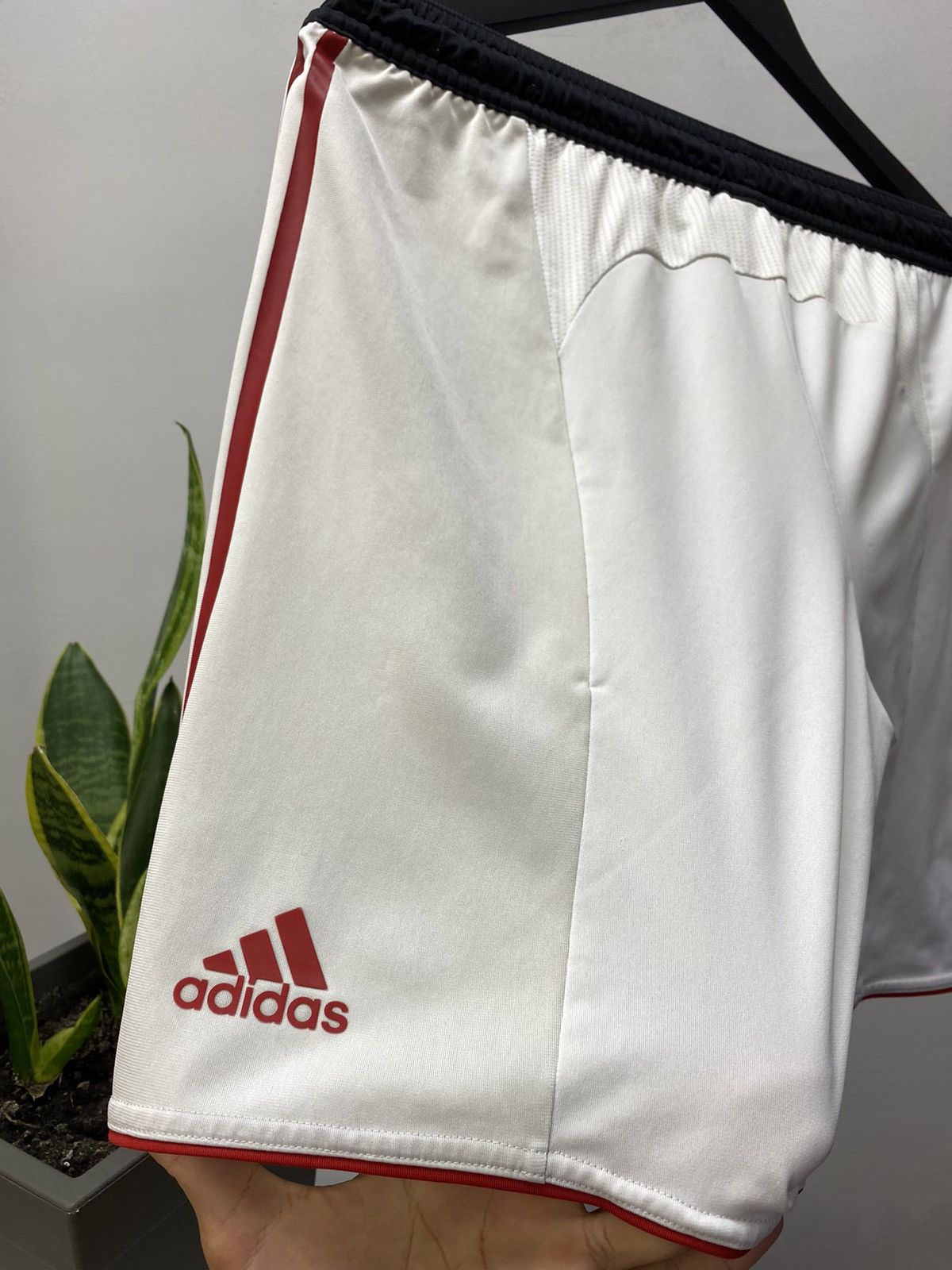 Adidas Liverpool 2010 Gerrard #8 Away Player Issue Soccer Shirt Size US 32 / EU 48 - 18 Thumbnail
