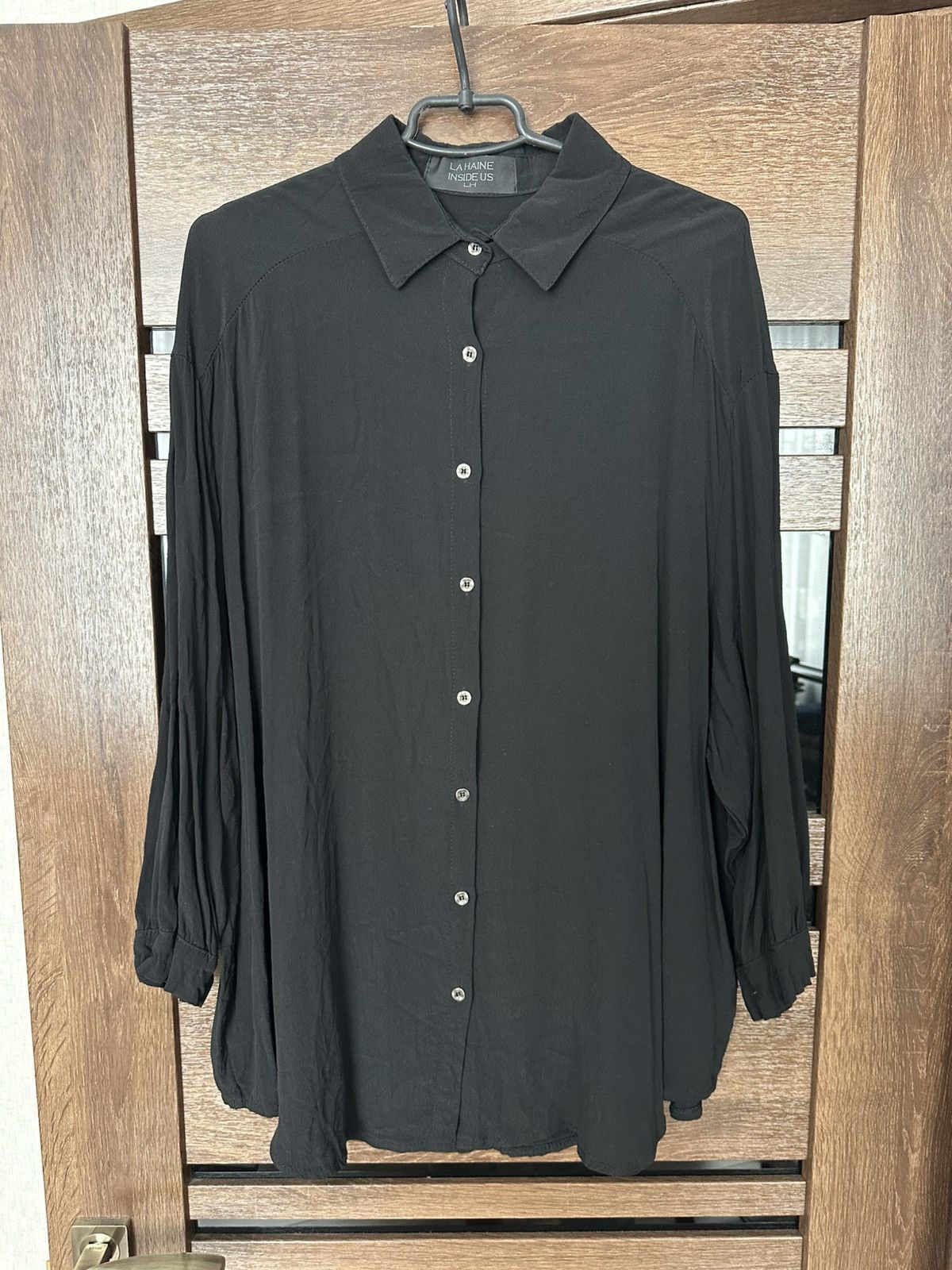 La Haine Inside Us La Haine Inside Us Oversized Shirt Button Up Size US L / EU 52-54 / 3 - 3 Thumbnail