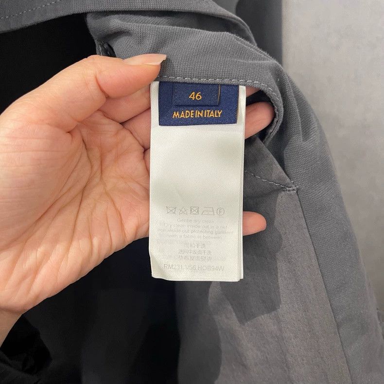 Louis Vuitton Louis Vuitton Tool Embroidered Work Jacket Size US S / EU 44-46 / 1 - 4 Thumbnail
