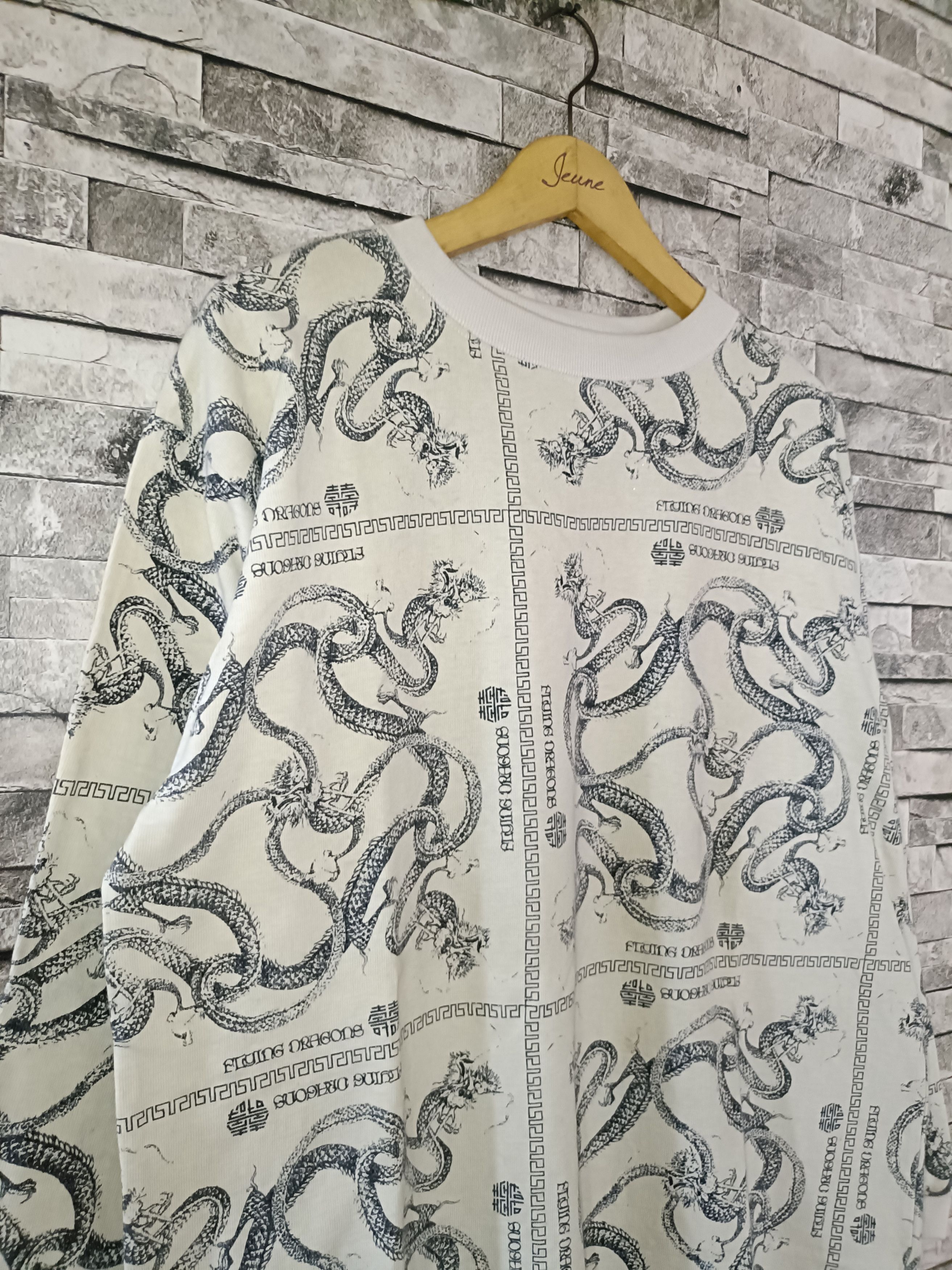 Kansai Yamamoto Kansai yamamoto flying dragon all over print crewneck Size US XL / EU 56 / 4 - 3 Thumbnail