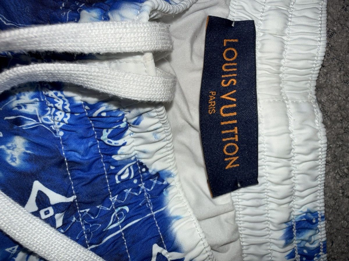 Louis Vuitton LV Blue bandana short Size US 32 / EU 48 - 5 Thumbnail